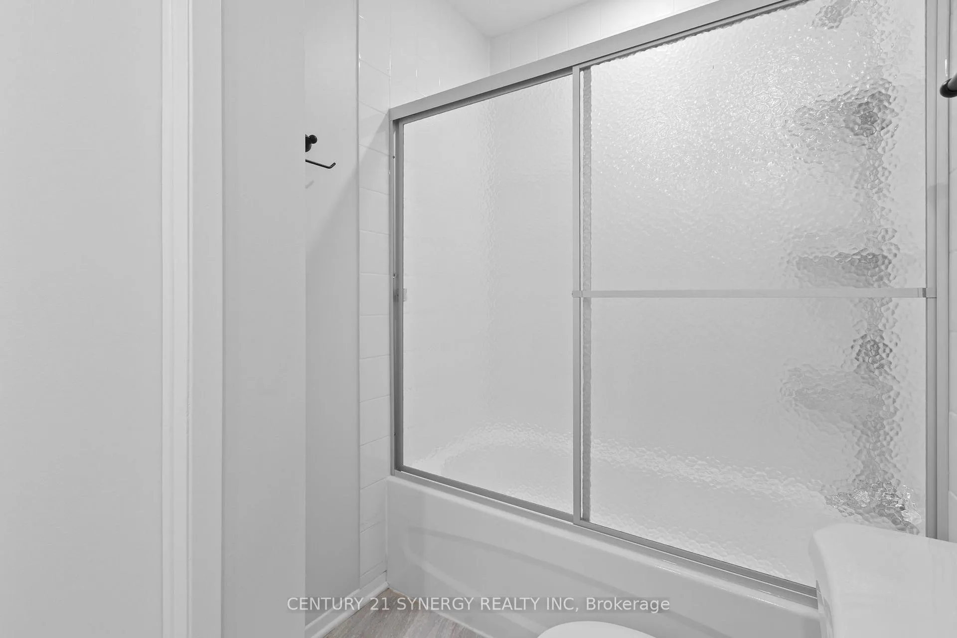 Photo 23 of Unit 22, 1963 Fairglen Mews, Ottawa, Blackburn Hamlet (South) — HOMEH