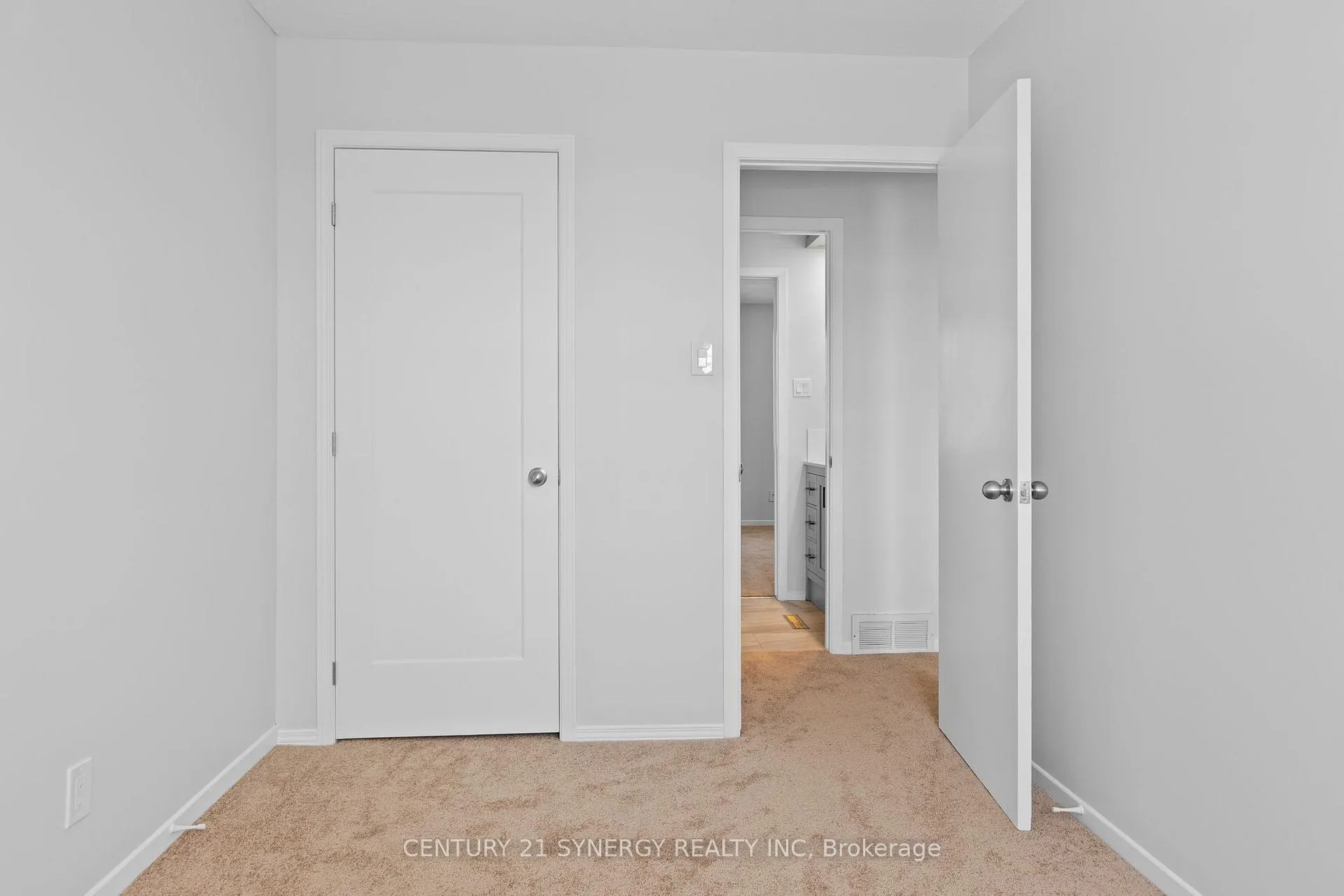 Photo 27 of Unit 22, 1963 Fairglen Mews, Ottawa, Blackburn Hamlet (South) — HOMEH