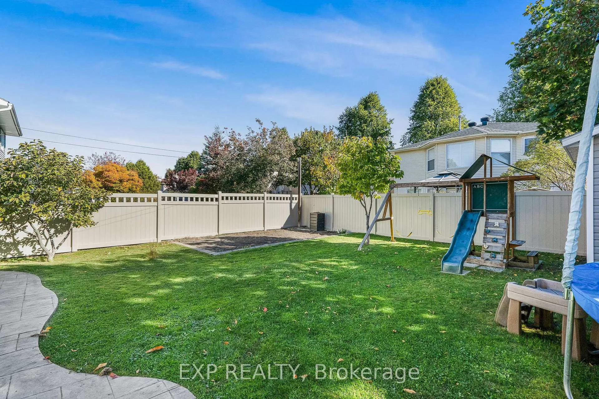 Photo 29 of 1601 Bottriell Way, Ottawa, Fallingbrook/Pineridge — HOMEH