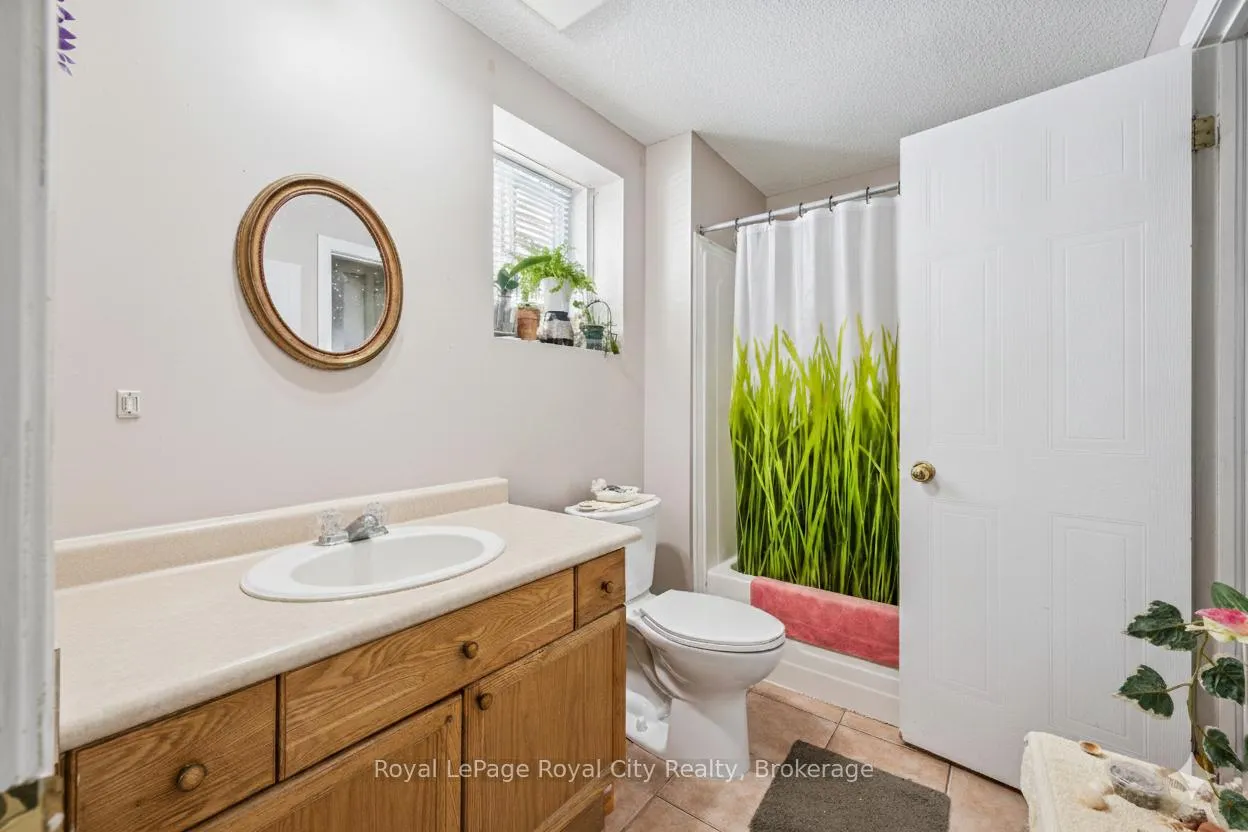 Photo 22 of 51 Johnston Street, Guelph, St. Patrick's Ward — HOMEH