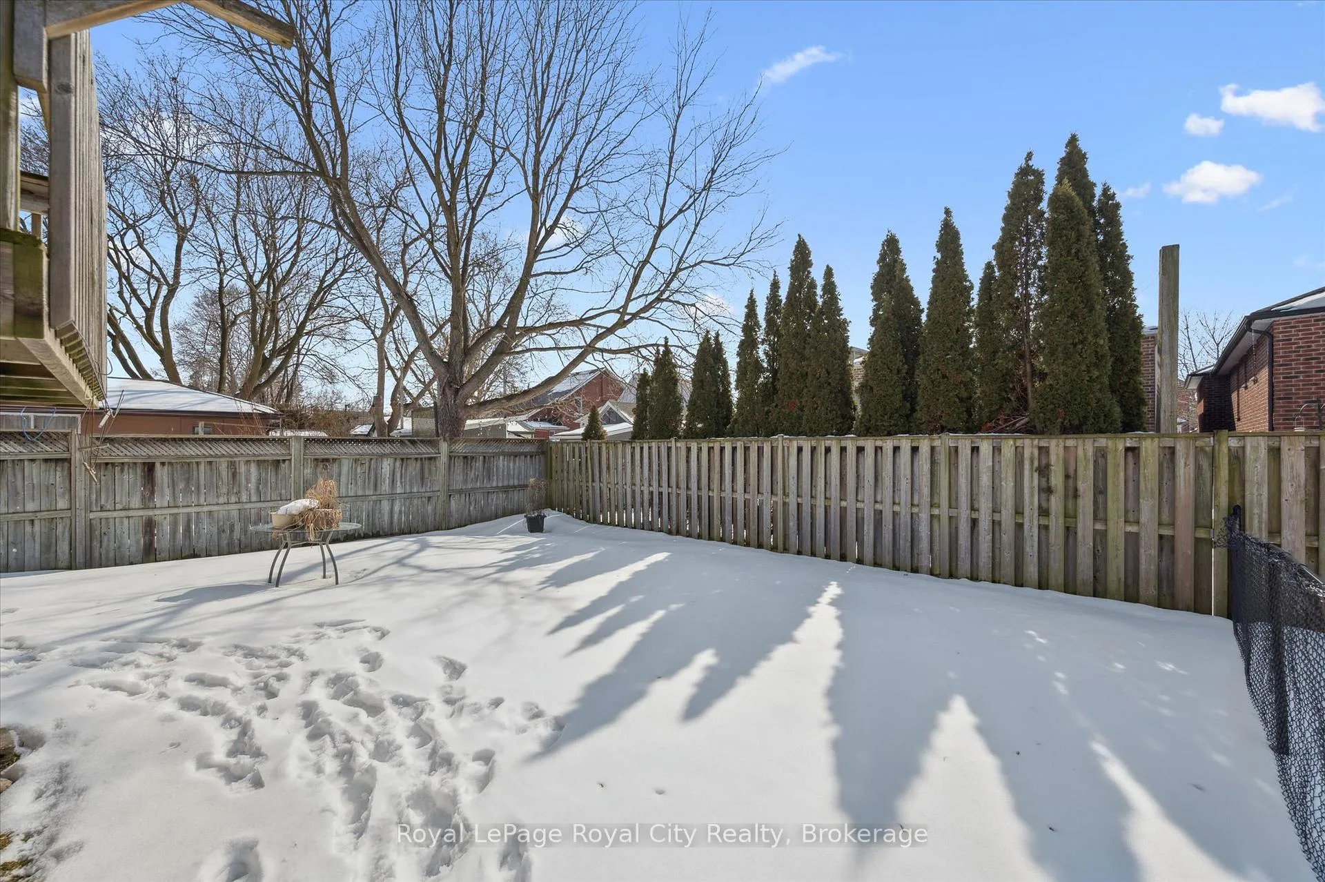 Photo 23 of 51 Johnston Street, Guelph, St. Patrick's Ward — HOMEH