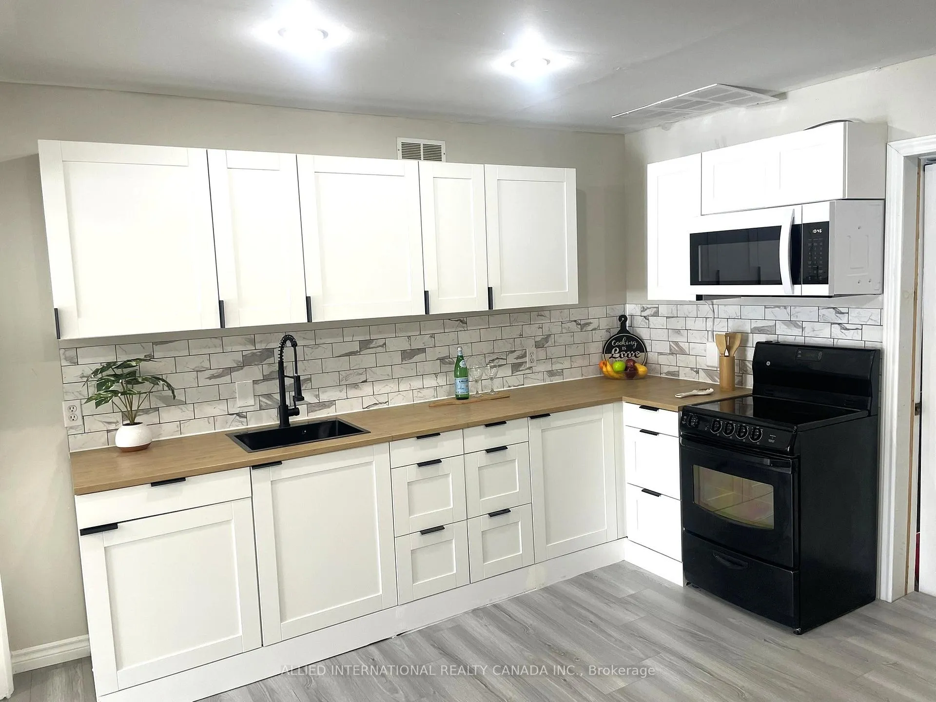 Photo 10 of 150 Tamblyn Road, Clarington, Orono — HOMEH