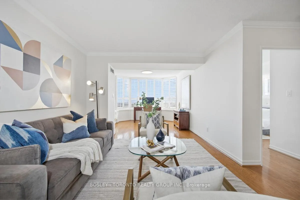 Photo 3 of Unit 1514, 268 Ridley Boulevard, Toronto, Bedford Park-Nortown — HOMEH