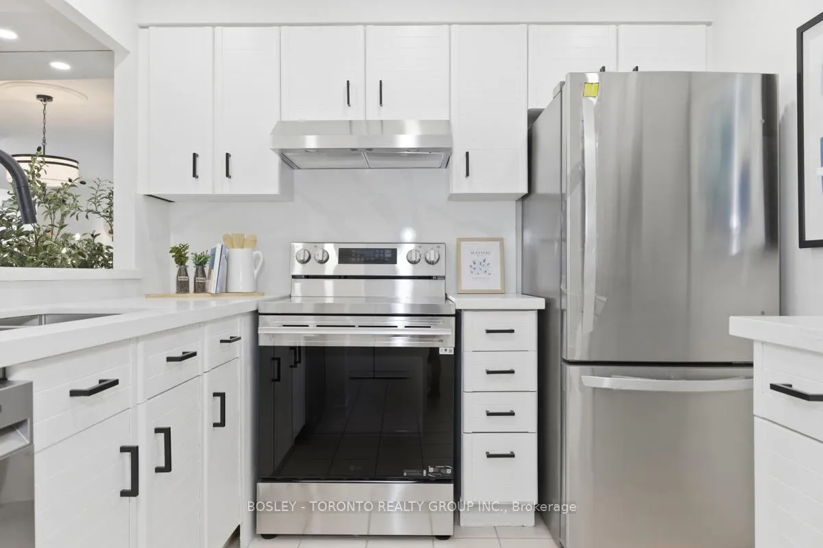 Photo 14 of Unit 1514, 268 Ridley Boulevard, Toronto, Bedford Park-Nortown — HOMEH