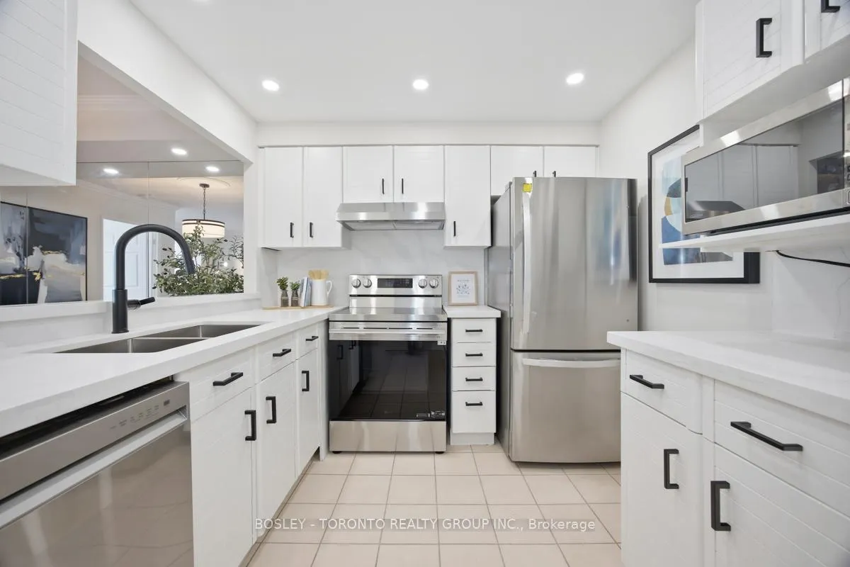 Photo 17 of Unit 1514, 268 Ridley Boulevard, Toronto, Bedford Park-Nortown — HOMEH