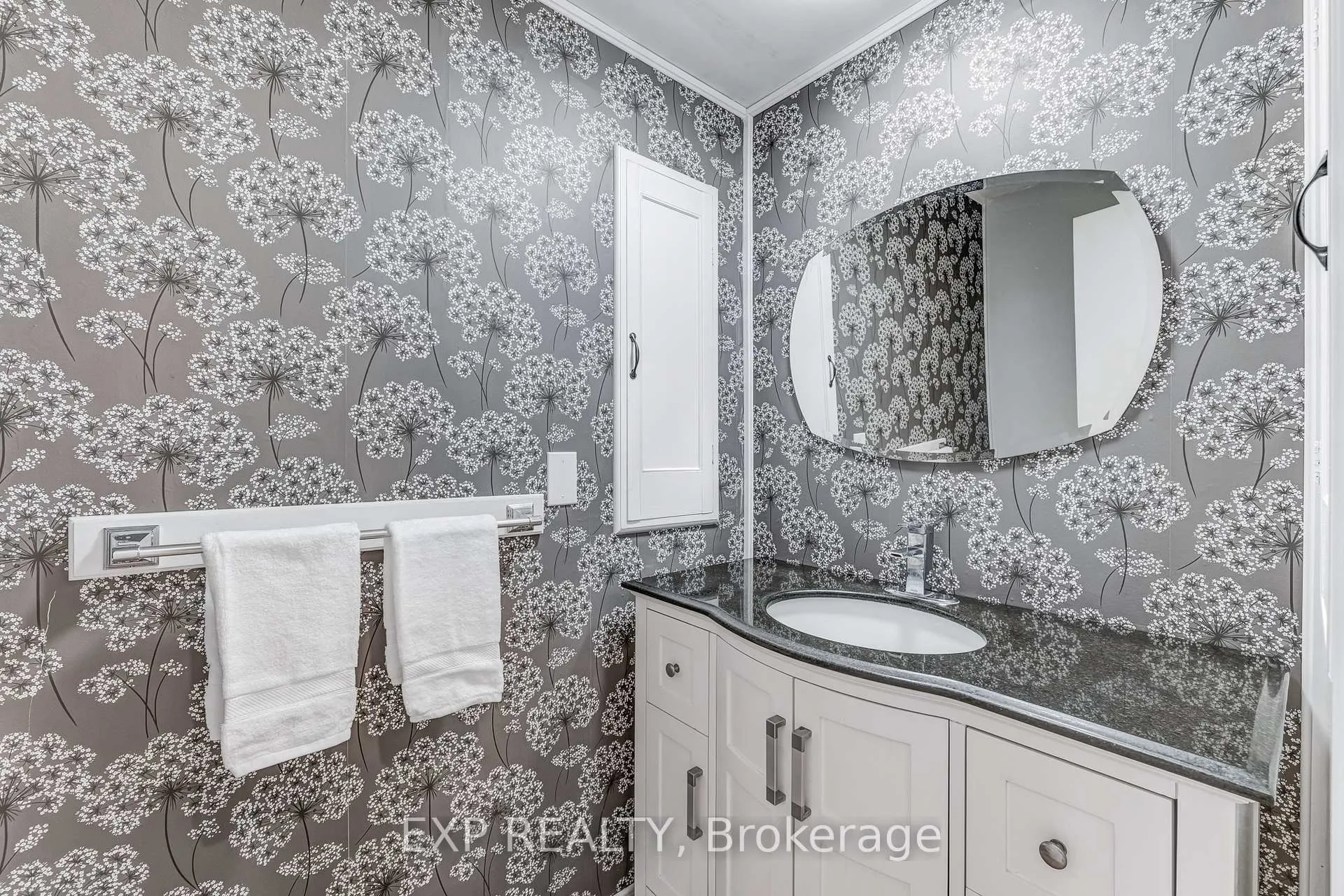 Photo 19 of 94 Cedar Street N, Uxbridge — HOMEH