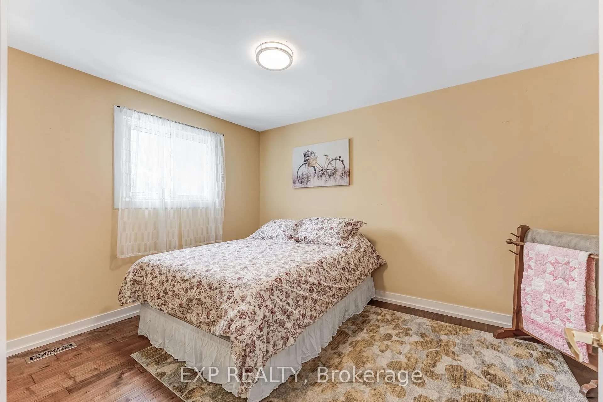 Photo 25 of 94 Cedar Street N, Uxbridge — HOMEH
