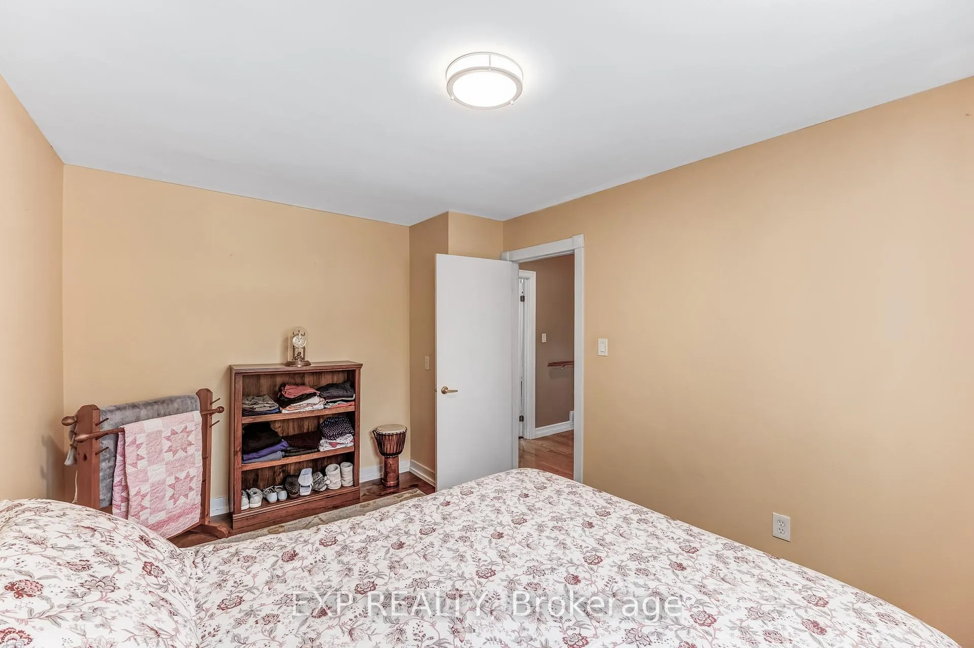 Photo 26 of 94 Cedar Street N, Uxbridge — HOMEH