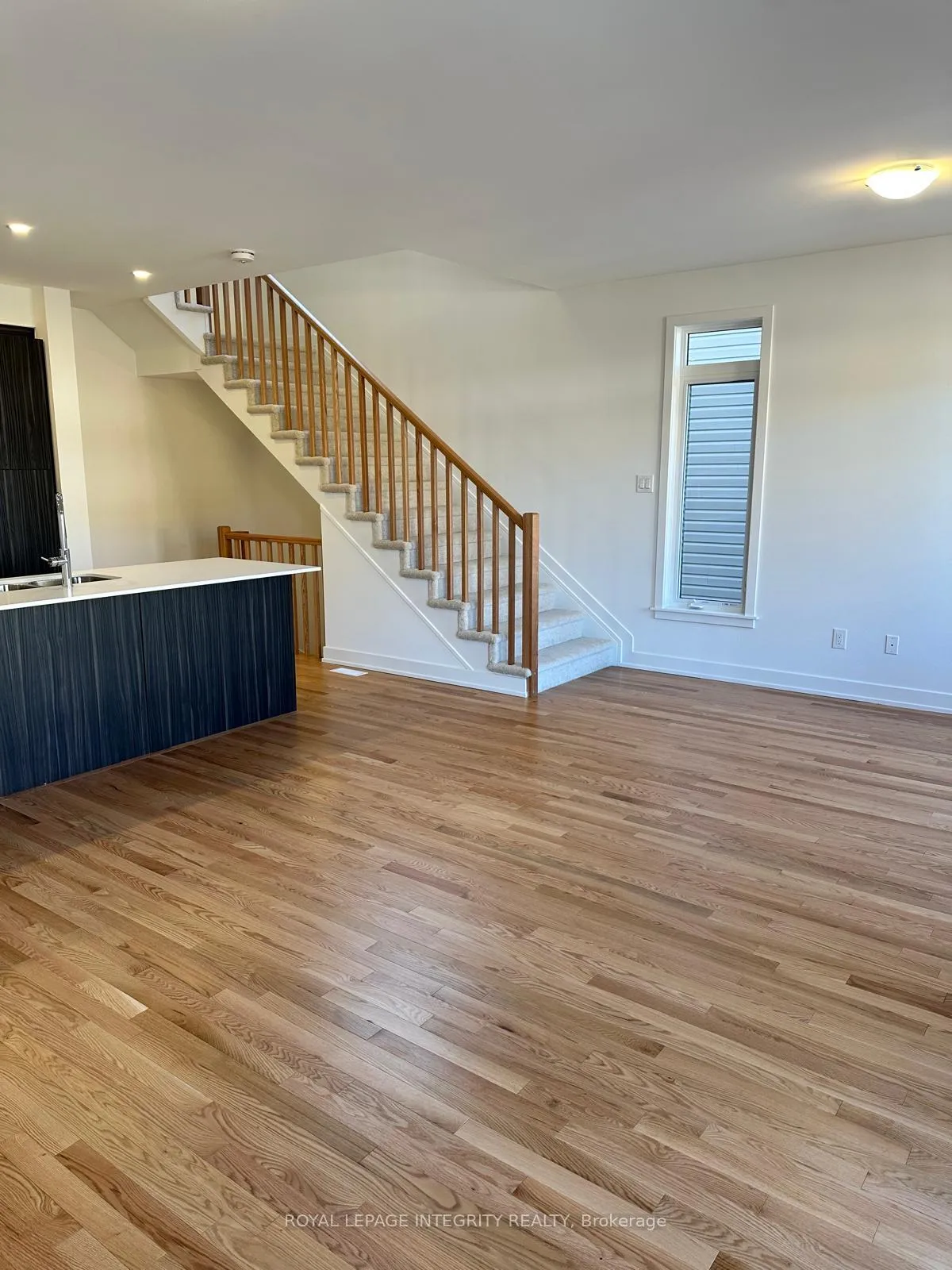 Photo 13 of 70 Arinto Place, Ottawa, Kanata - Emerald Meadows/Trailwest — HOMEH