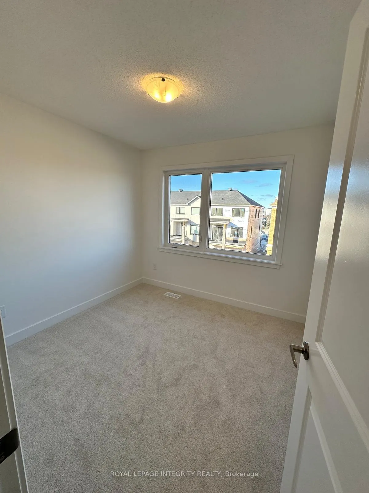 Photo 18 of 70 Arinto Place, Ottawa, Kanata - Emerald Meadows/Trailwest — HOMEH