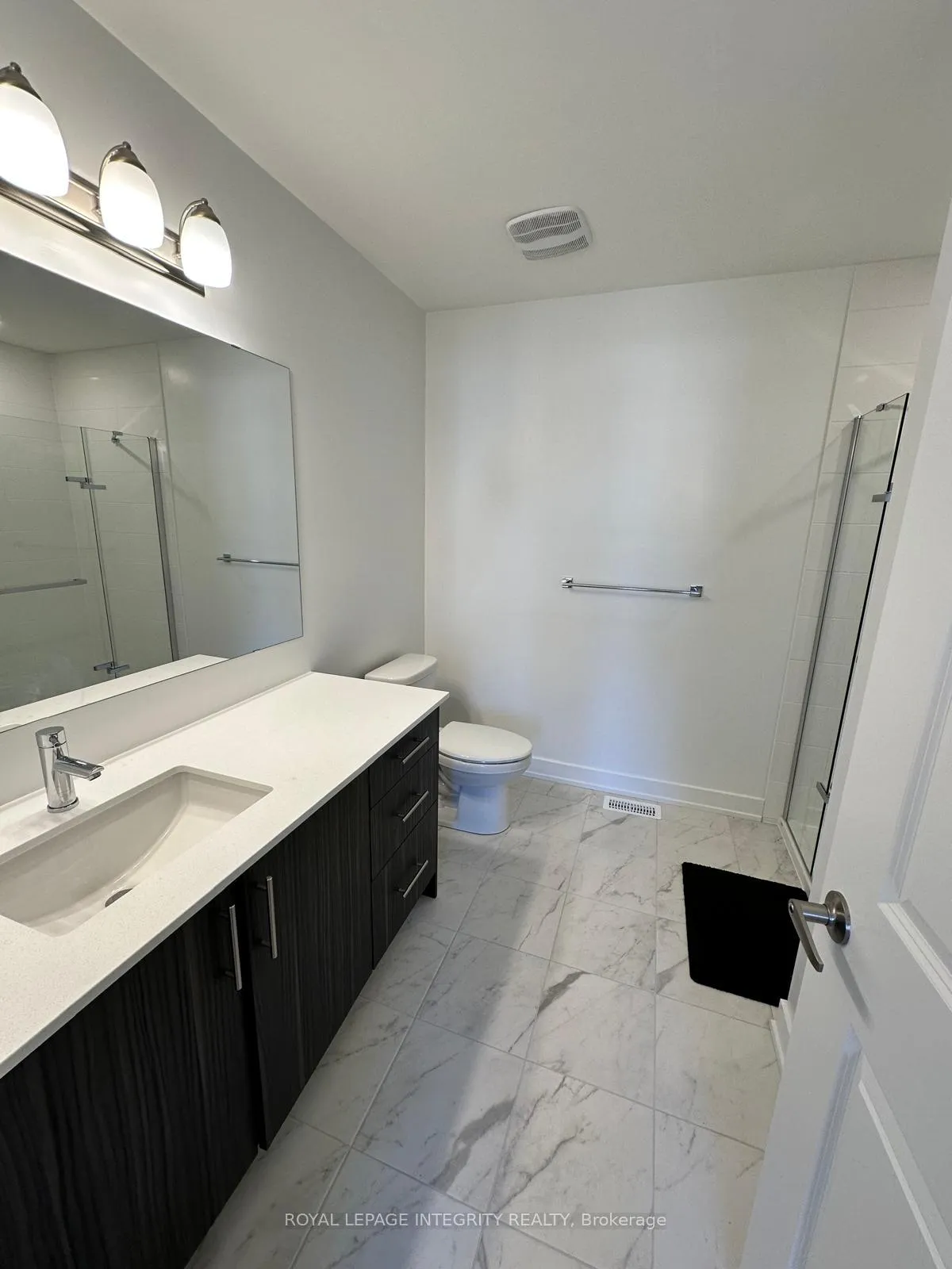 Photo 22 of 70 Arinto Place, Ottawa, Kanata - Emerald Meadows/Trailwest — HOMEH