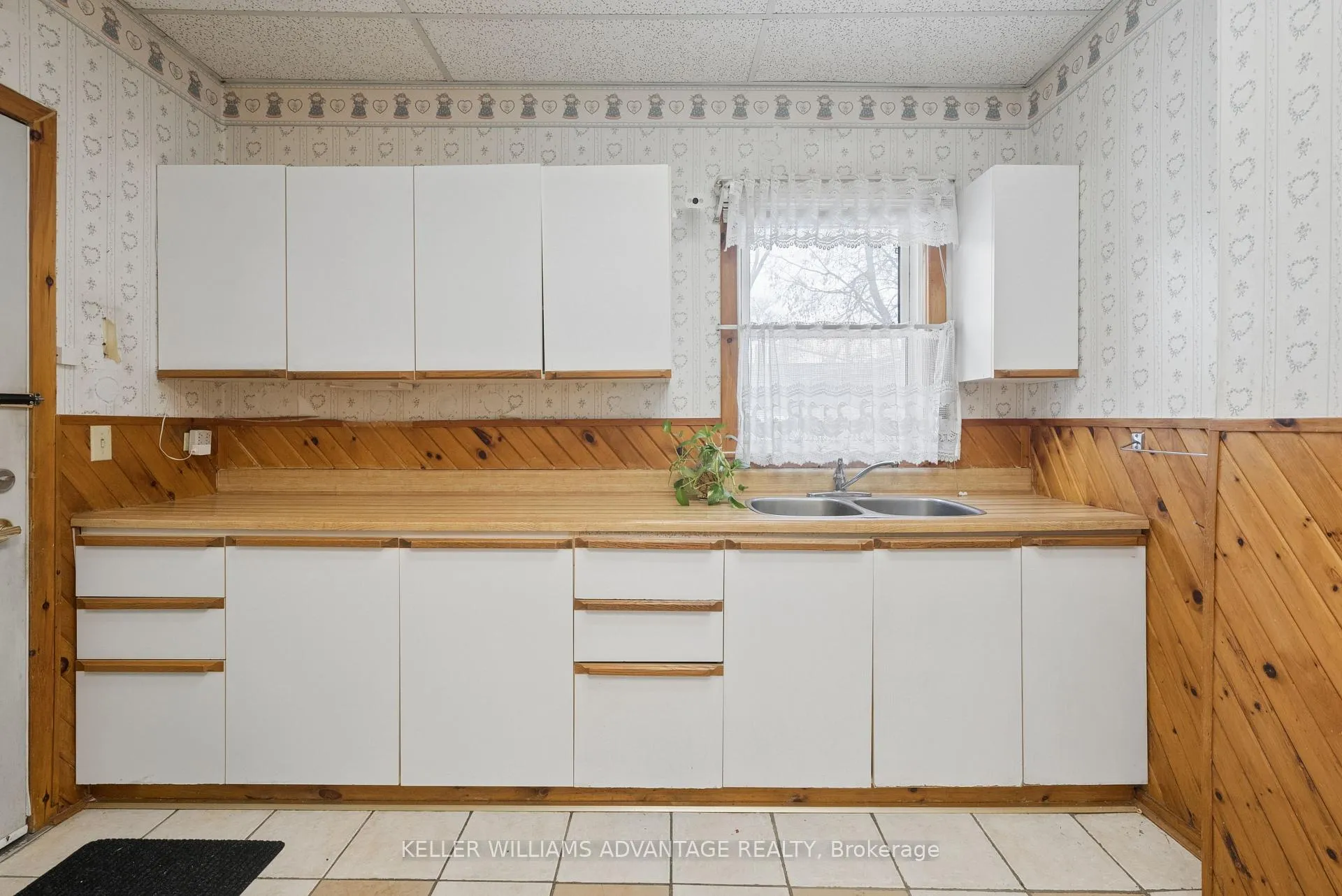 Photo 11 of 132 Ivy Avenue, Toronto, South Riverdale — HOMEH