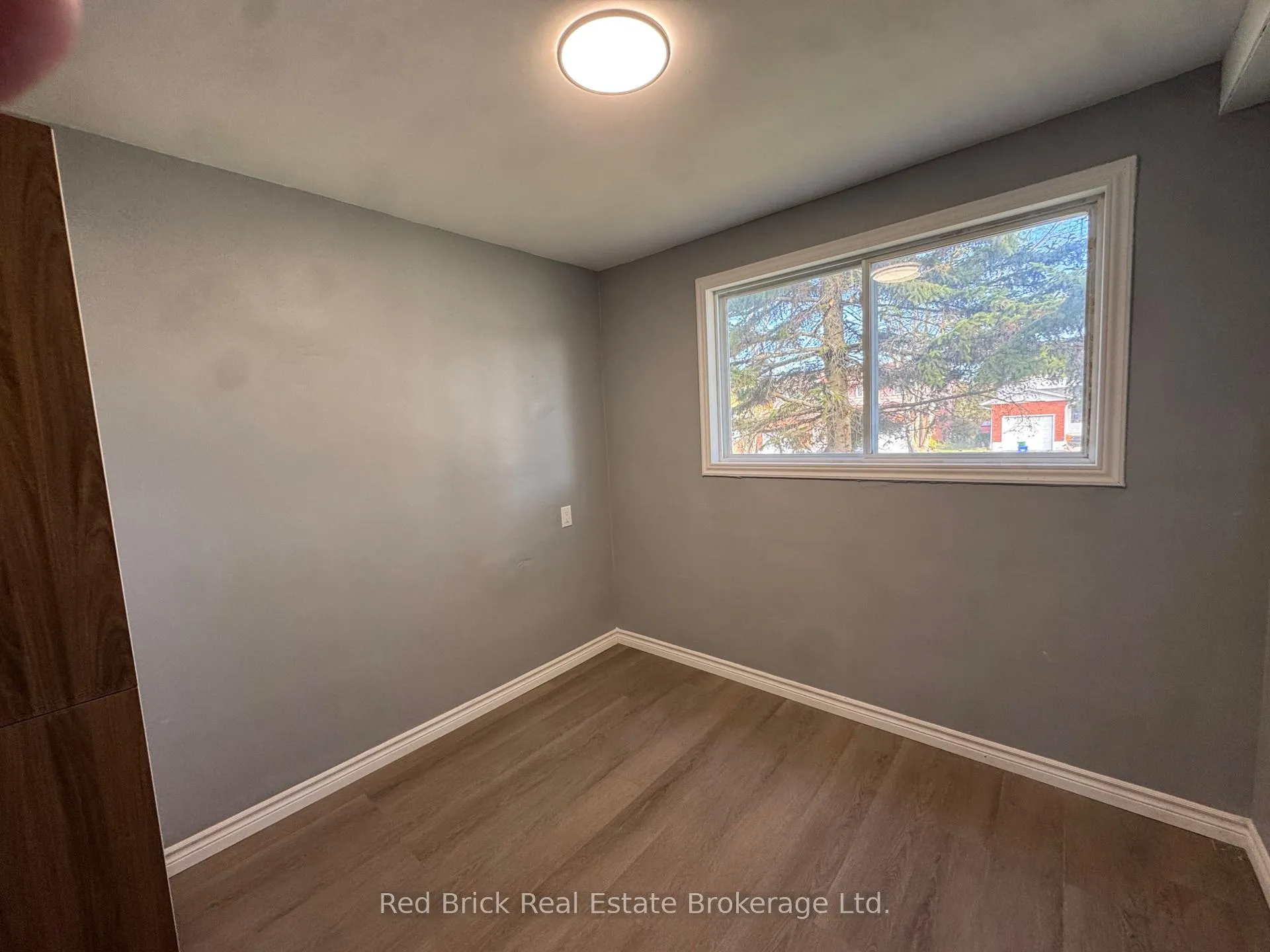 Photo 23 of 204 Veronica Drive, Kitchener — HOMEH