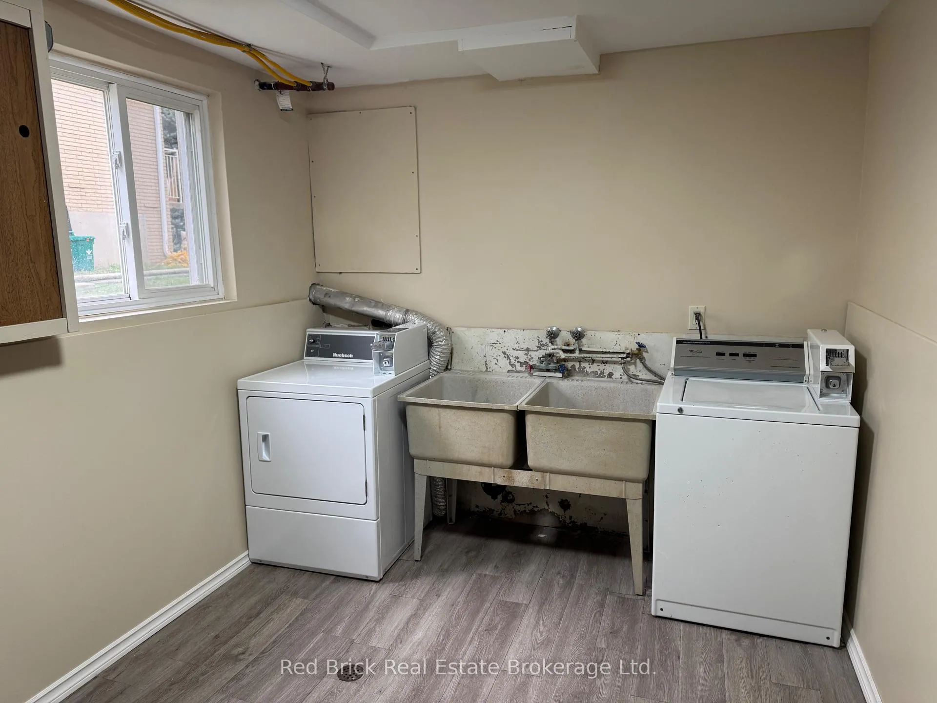 Photo 25 of 204 Veronica Drive, Kitchener — HOMEH