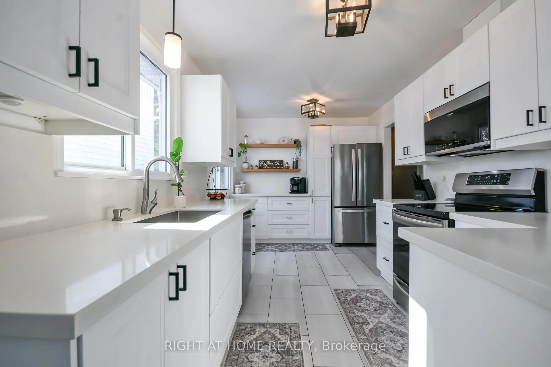 Photo 17 of 261 Crawford Street, Barrie, Ardagh — HOMEH