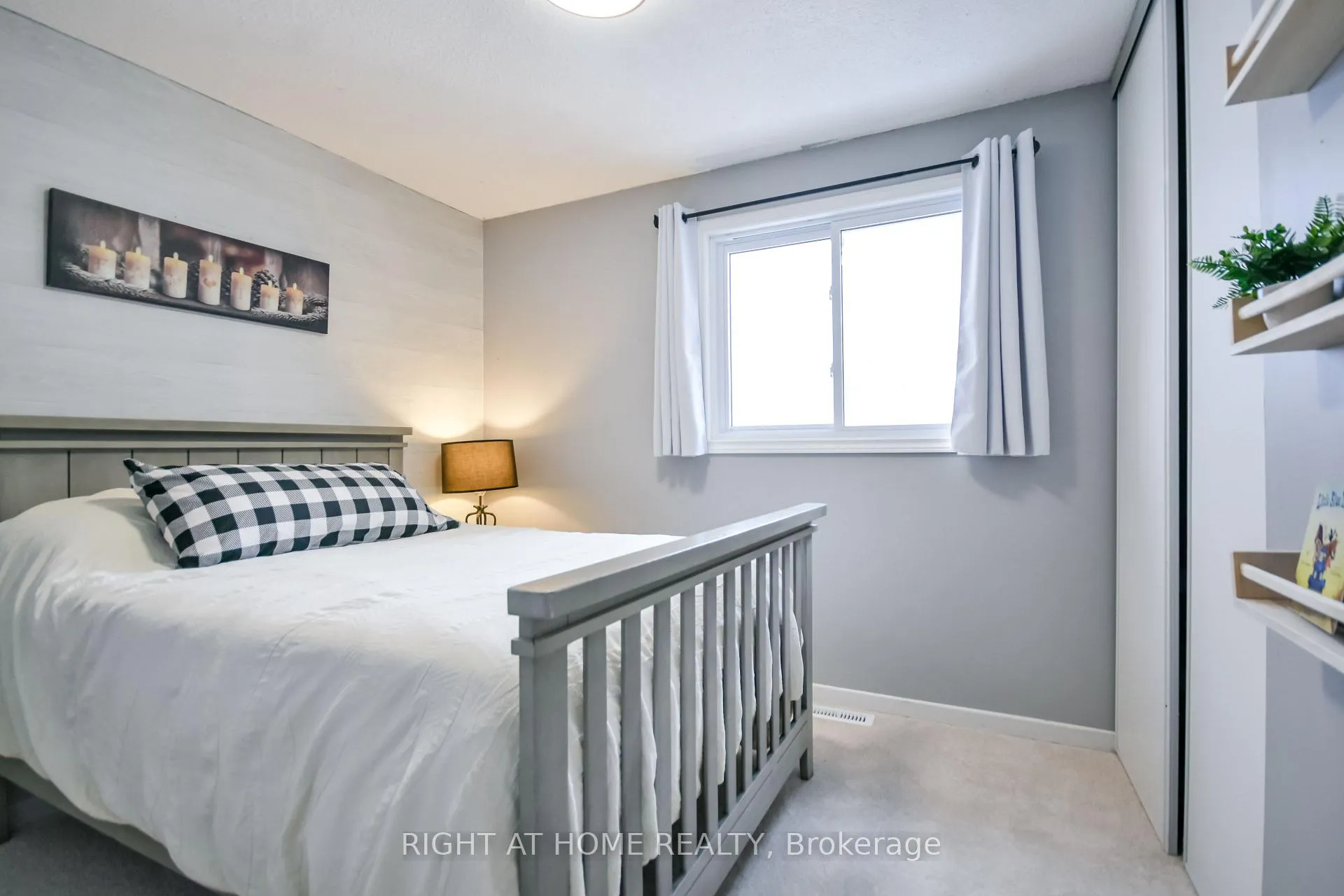 Photo 27 of 261 Crawford Street, Barrie, Ardagh — HOMEH