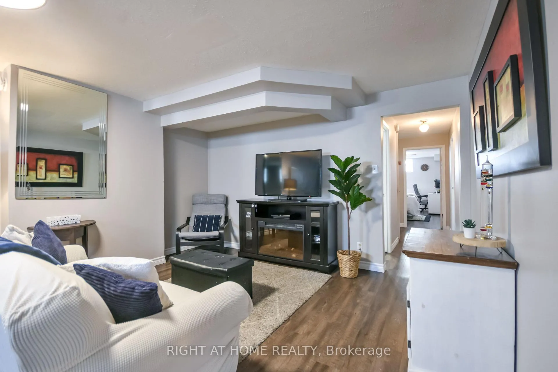 Photo 34 of 261 Crawford Street, Barrie, Ardagh — HOMEH