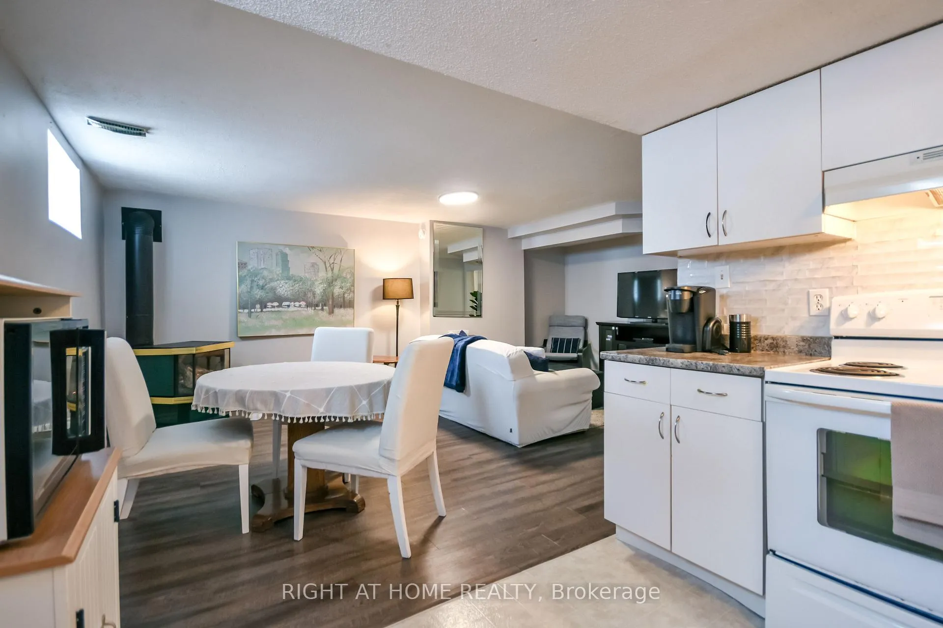 Photo 40 of 261 Crawford Street, Barrie, Ardagh — HOMEH