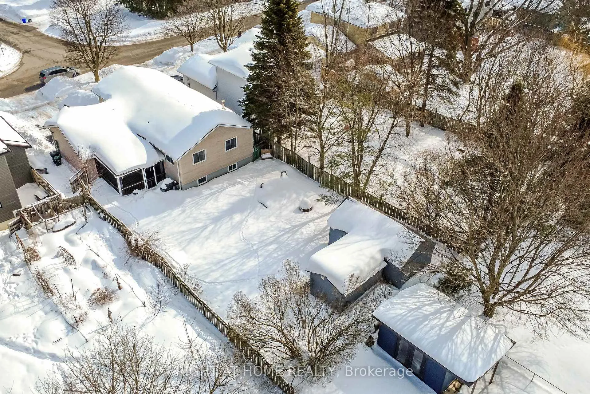 Photo 48 of 261 Crawford Street, Barrie, Ardagh — HOMEH