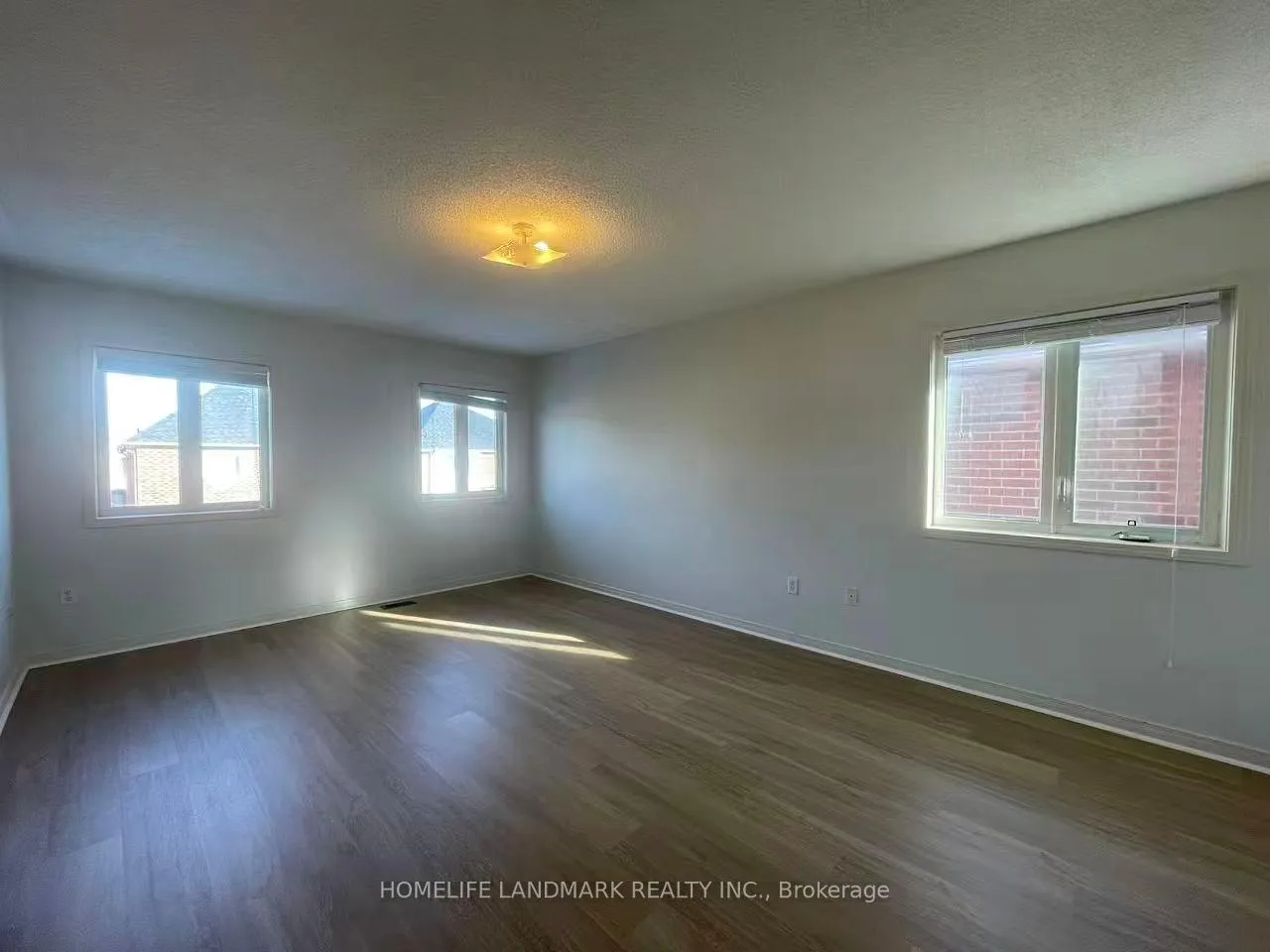 Photo 11 of 53 Ralph Chalmers Avenue, Markham, Wismer — HOMEH