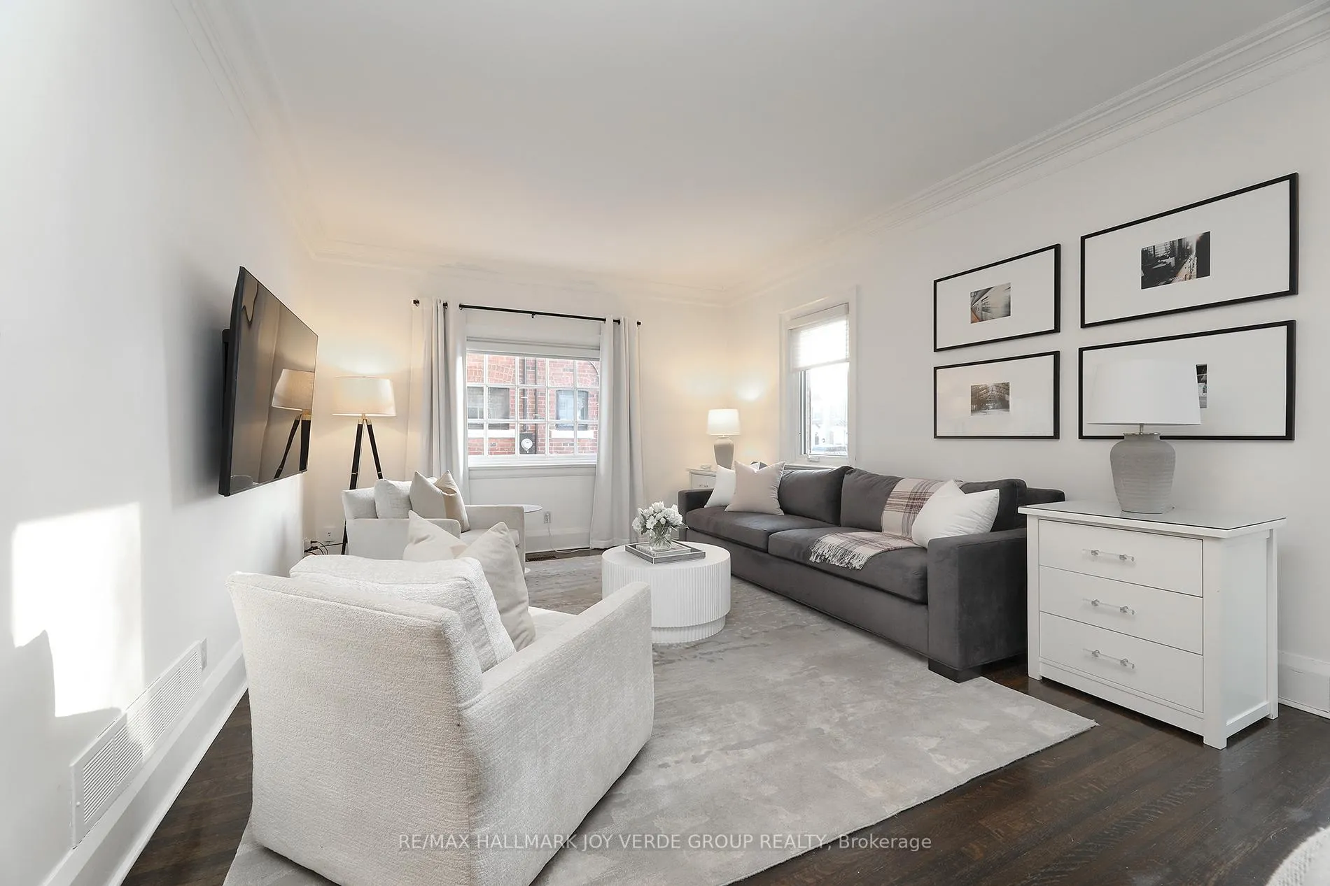 Photo 3 of 71 Lascelles Boulevard, Toronto, Yonge-Eglinton — HOMEH