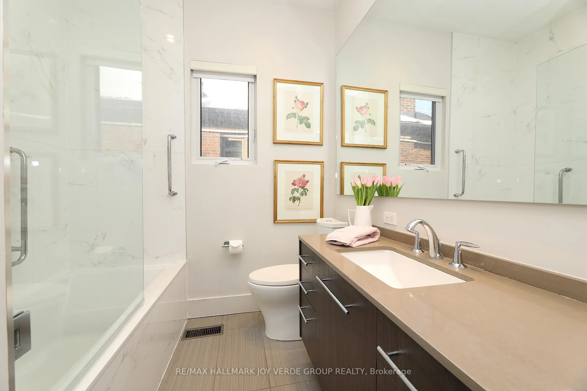 Photo 11 of 71 Lascelles Boulevard, Toronto, Yonge-Eglinton — HOMEH