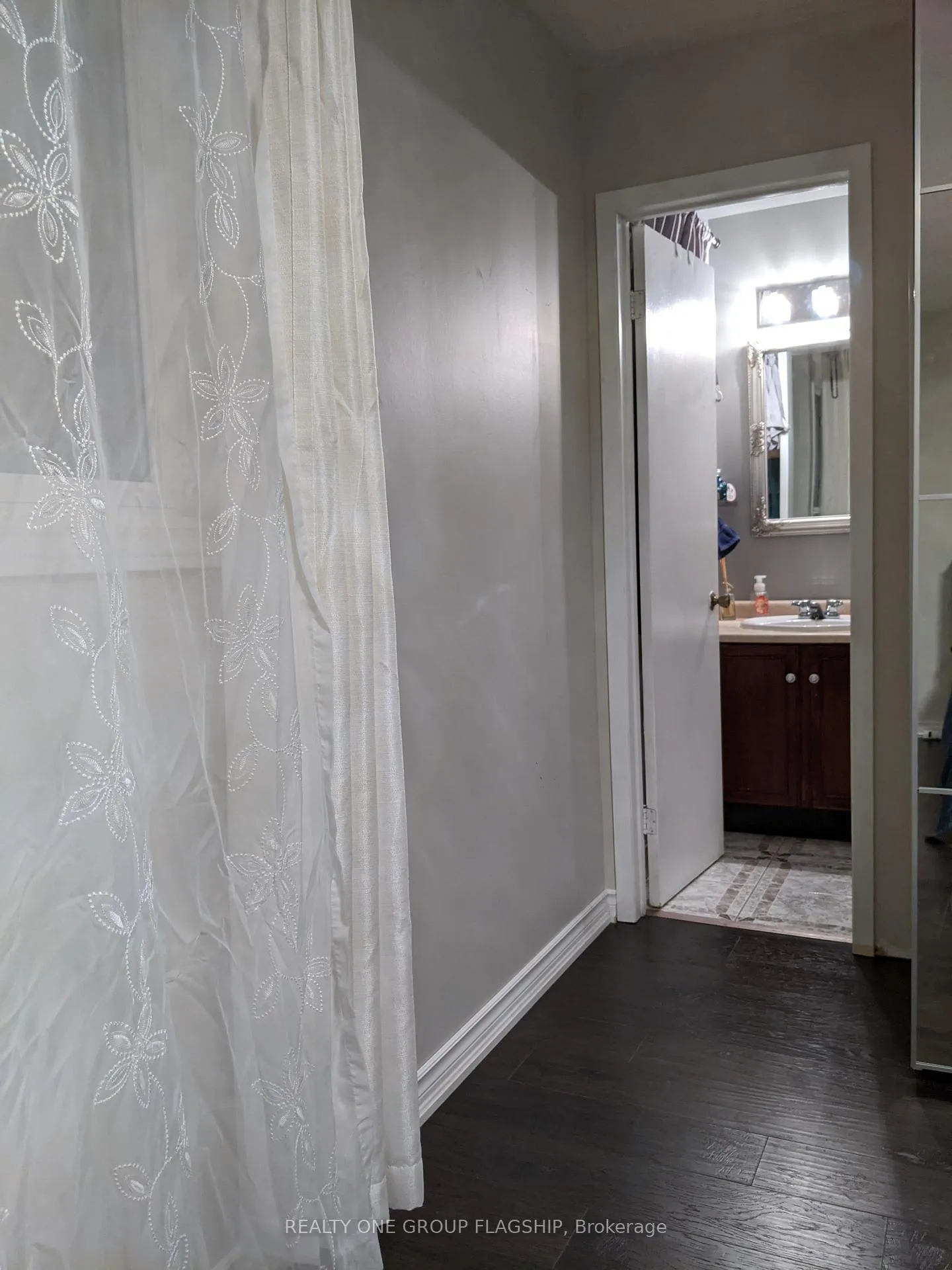 Photo 33 of 25 Stillwater Crescent N, Brampton, Bram West — HOMEH