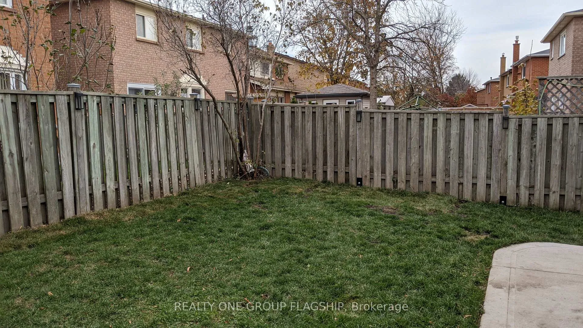 Photo 47 of 25 Stillwater Crescent N, Brampton, Bram West — HOMEH
