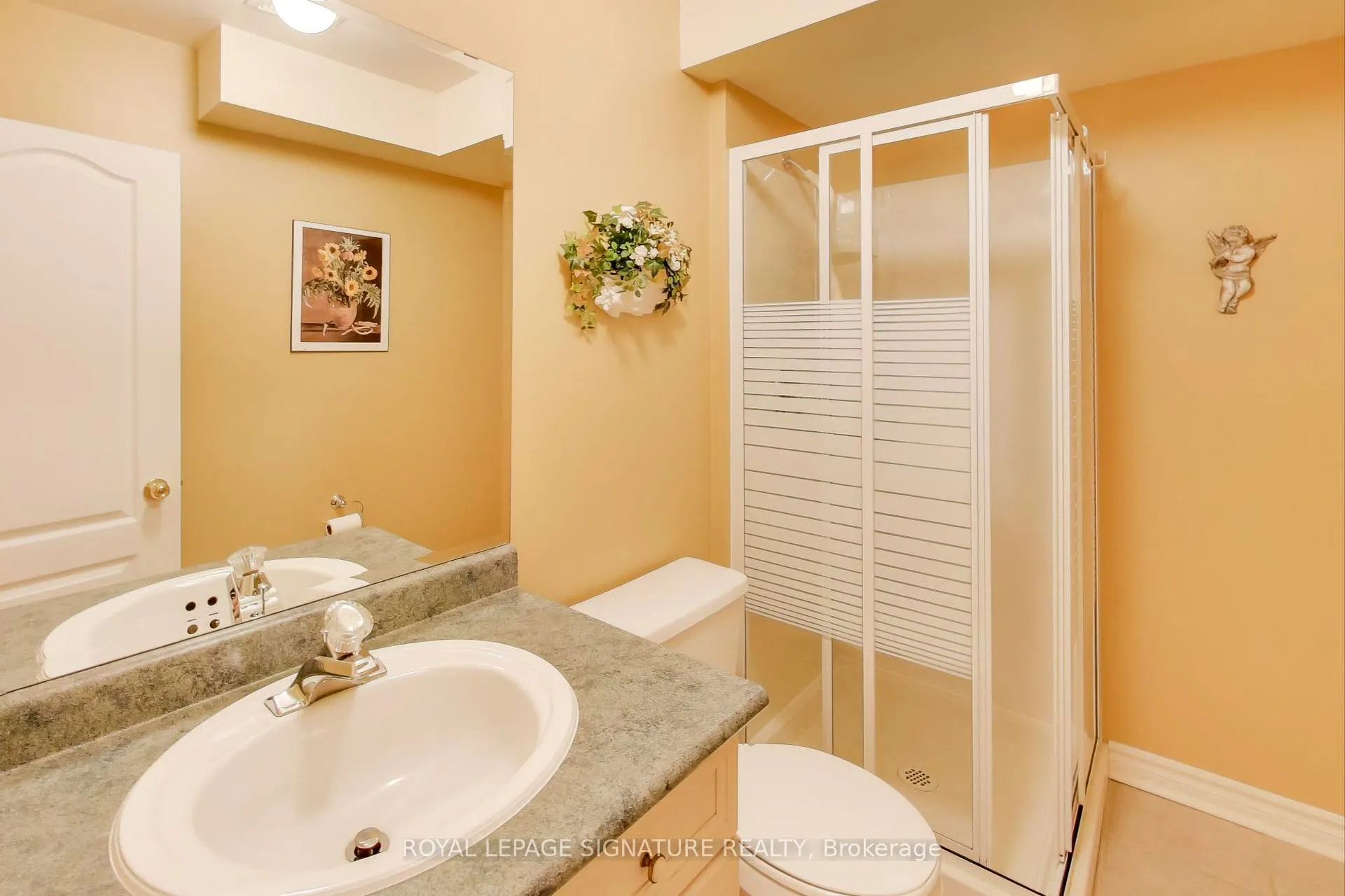 Photo 39 of 127 Mountcharles Crescent, Vaughan, Maple — HOMEH