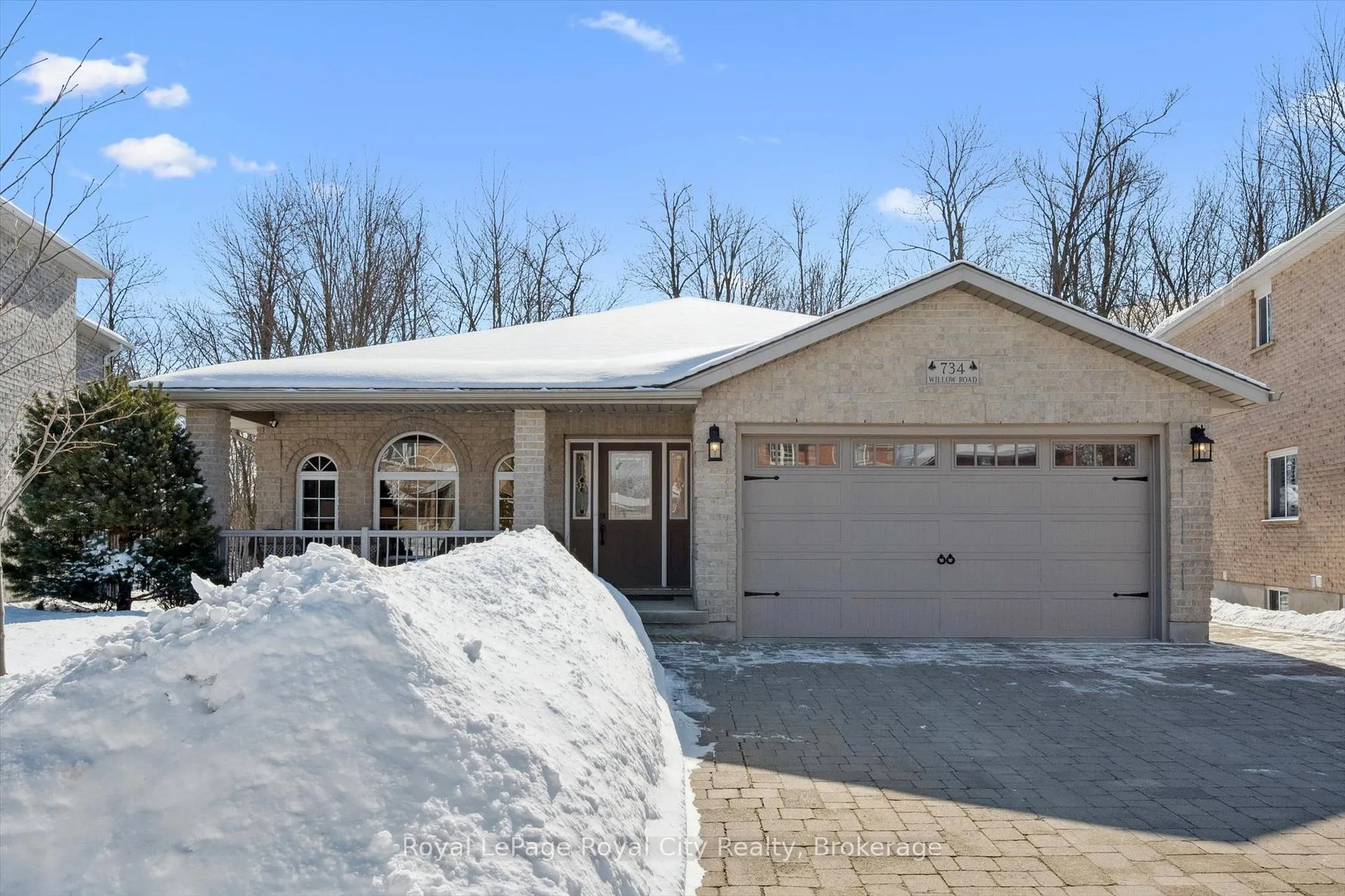 Front of 734 Willow Road