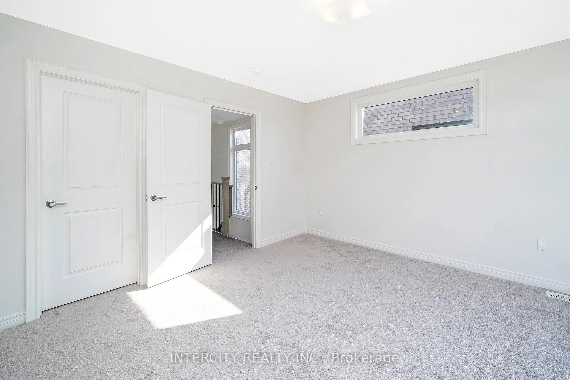 Photo 23 of 12 Queenpost Drive, Brampton, Credit Valley — HOMEH