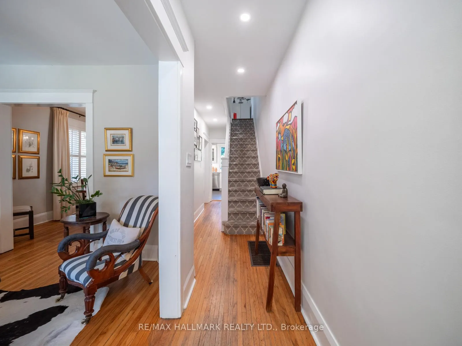 Photo 6 of 306 Lee Avenue, Toronto, The Beaches — HOMEH