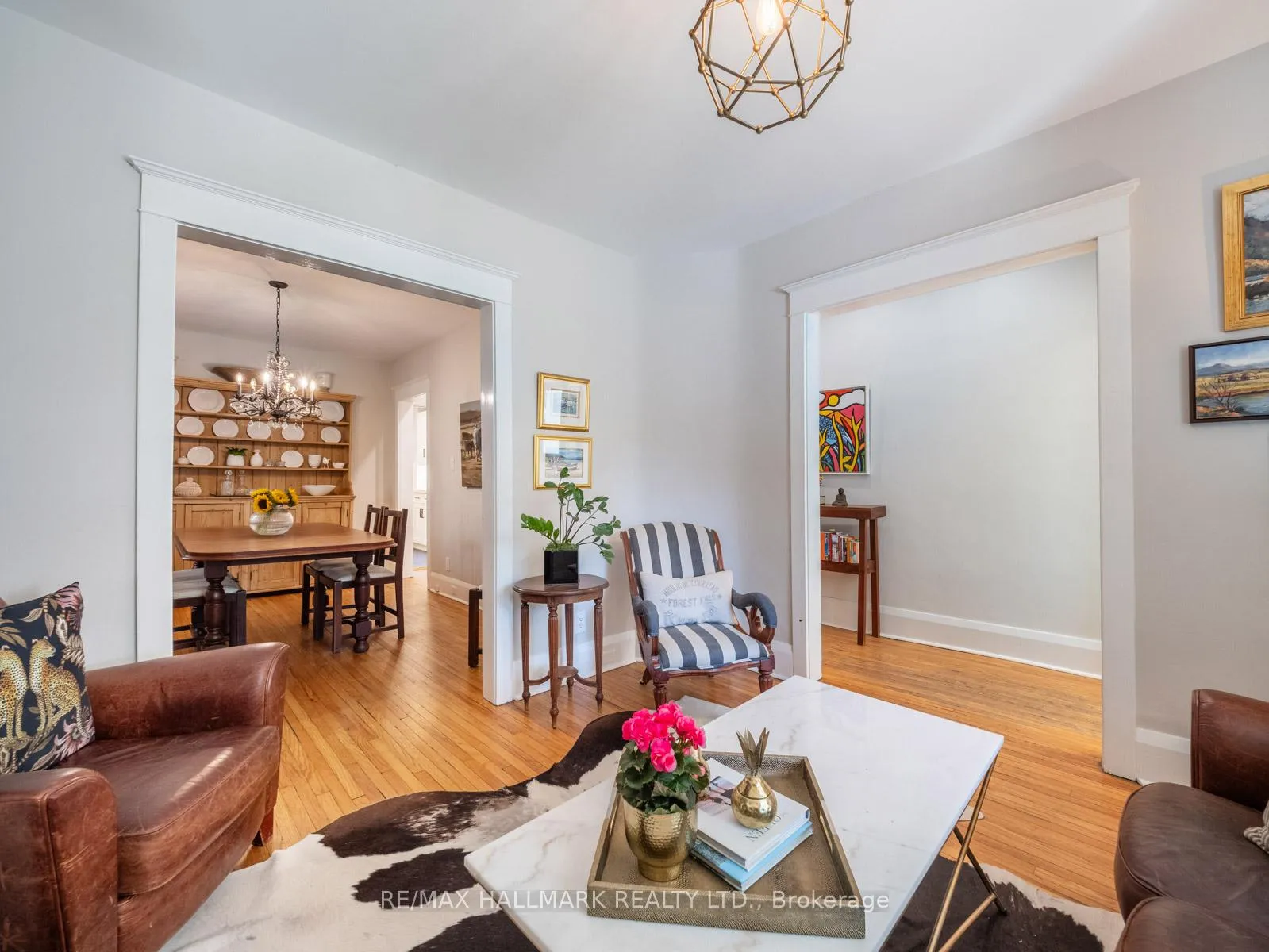 Photo 10 of 306 Lee Avenue, Toronto, The Beaches — HOMEH
