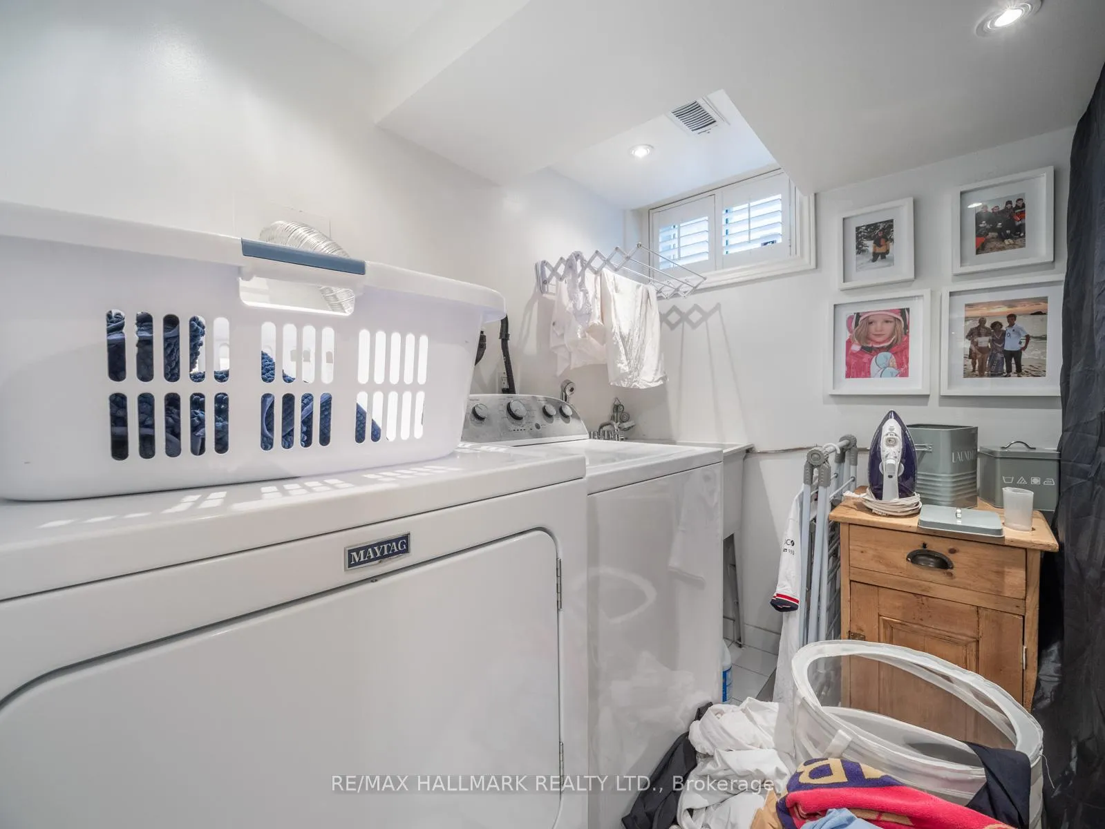 Photo 33 of 306 Lee Avenue, Toronto, The Beaches — HOMEH