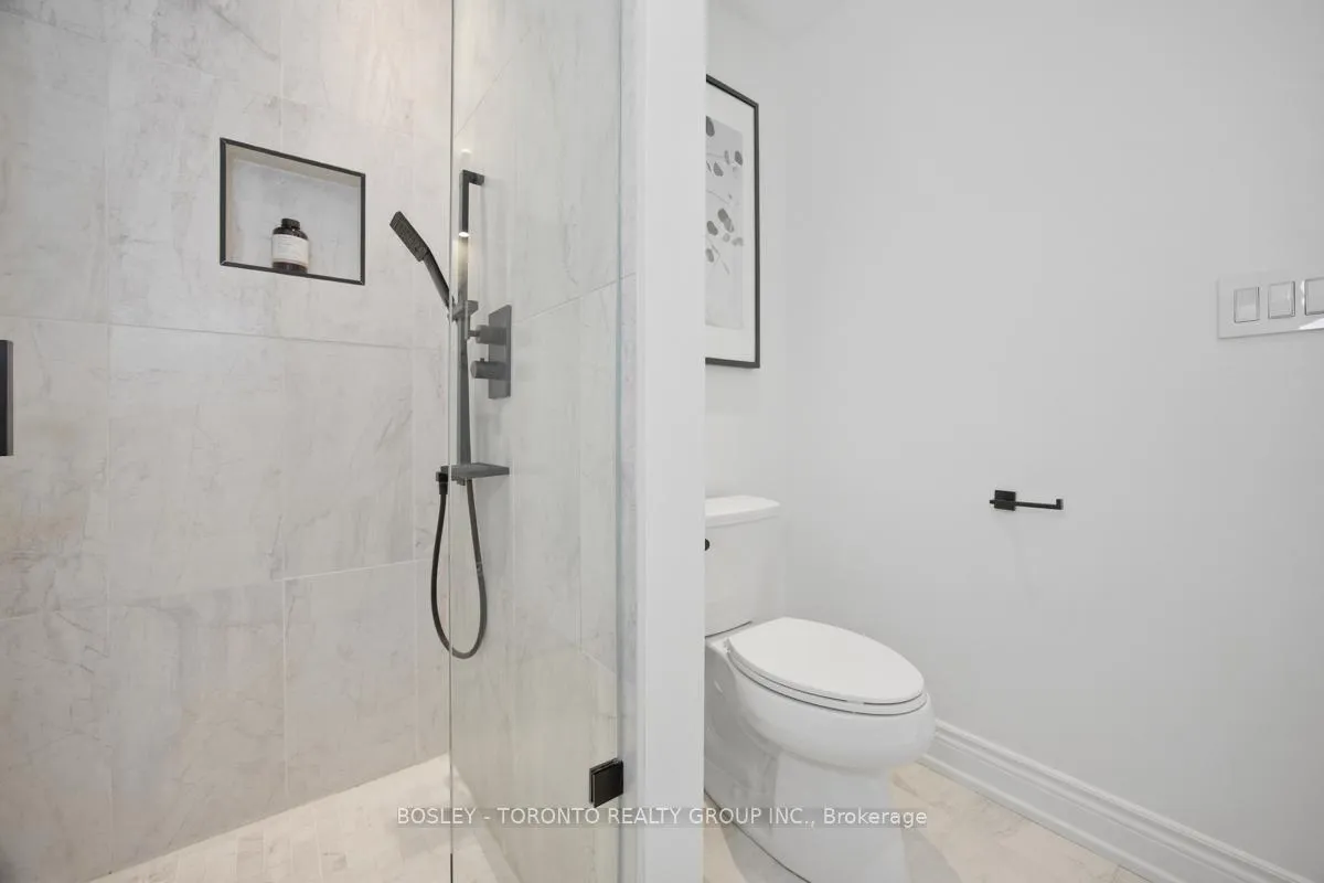 Photo 32 of 20 Isaac Devins Avenue, Vaughan, East Woodbridge — HOMEH