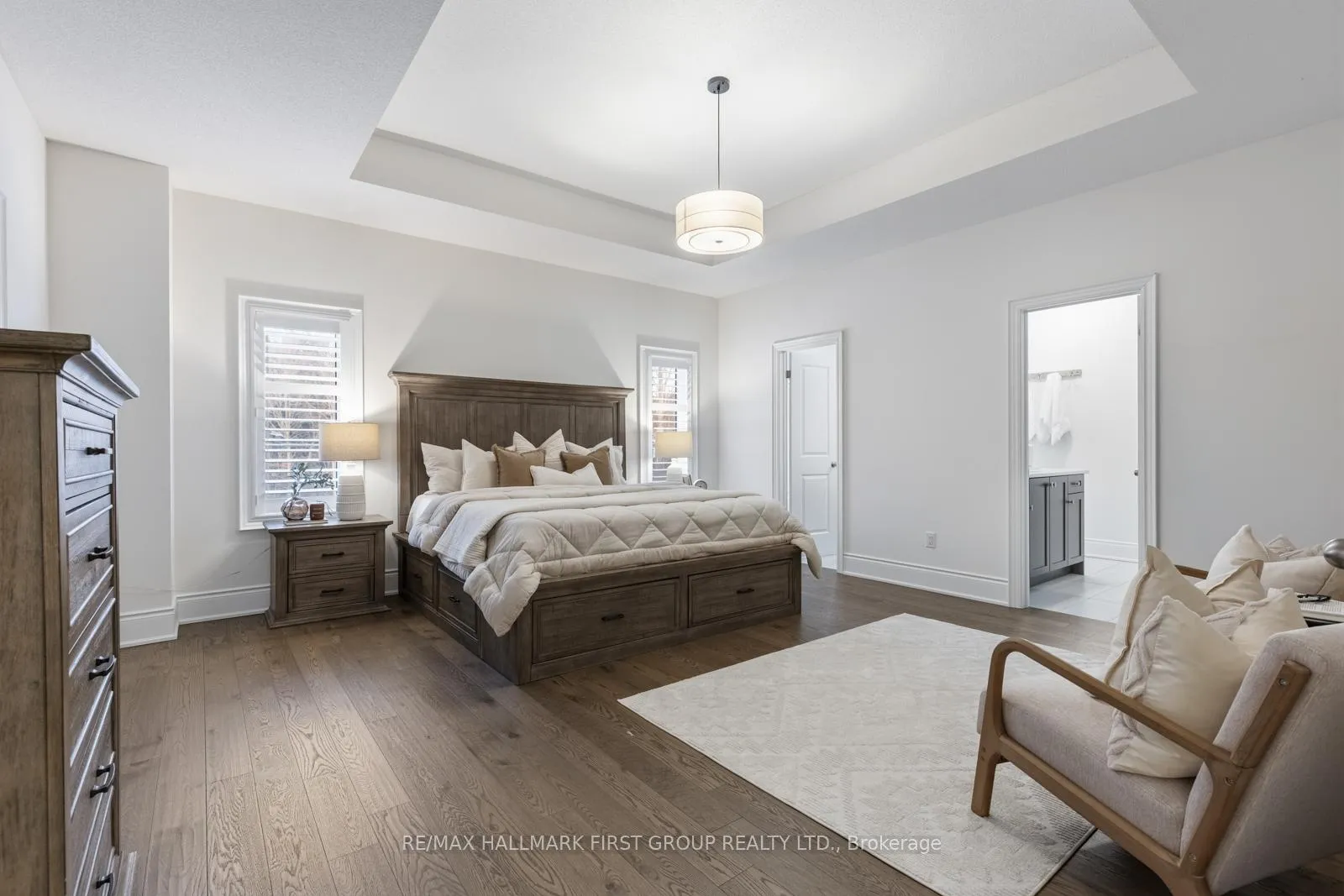Photo 13 of 38 Priory Drive, Whitby, Rural Whitby — HOMEH