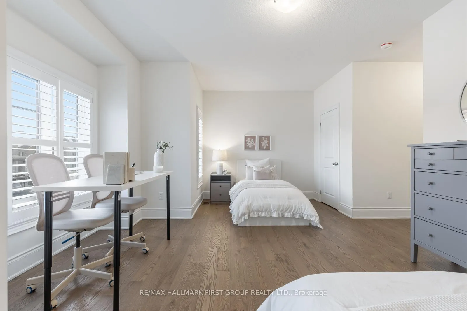 Photo 20 of 38 Priory Drive, Whitby, Rural Whitby — HOMEH