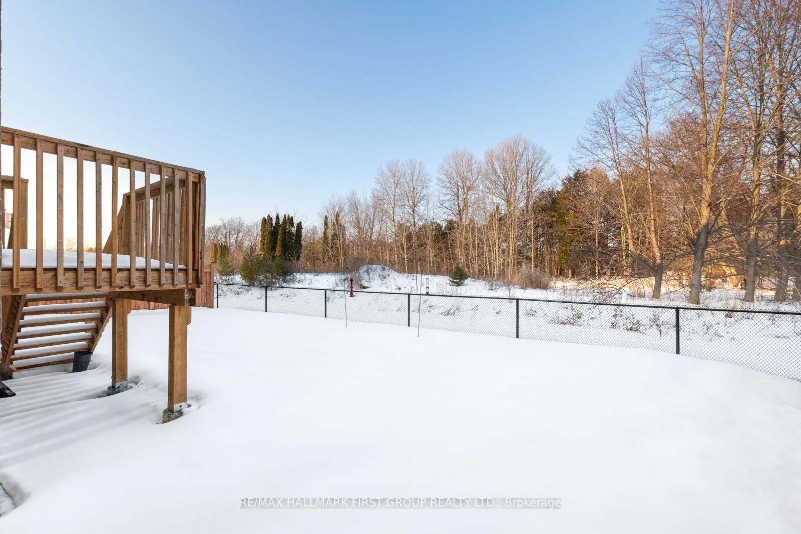 Photo 22 of 38 Priory Drive, Whitby, Rural Whitby — HOMEH