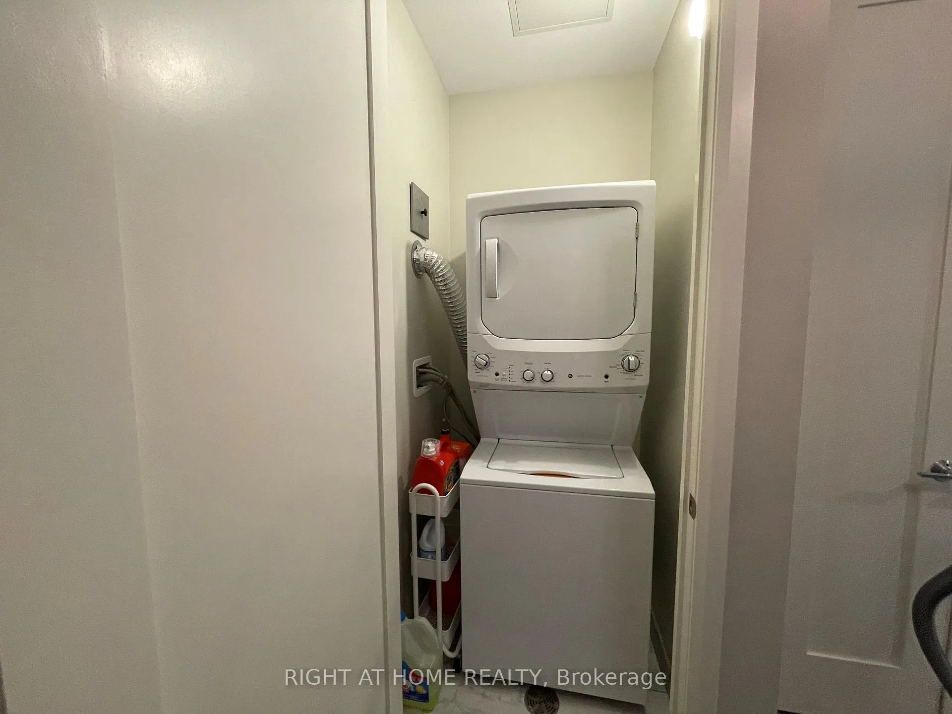 Photo 24 of Unit 1015, 118 King Street E, Hamilton, Beasley — HOMEH