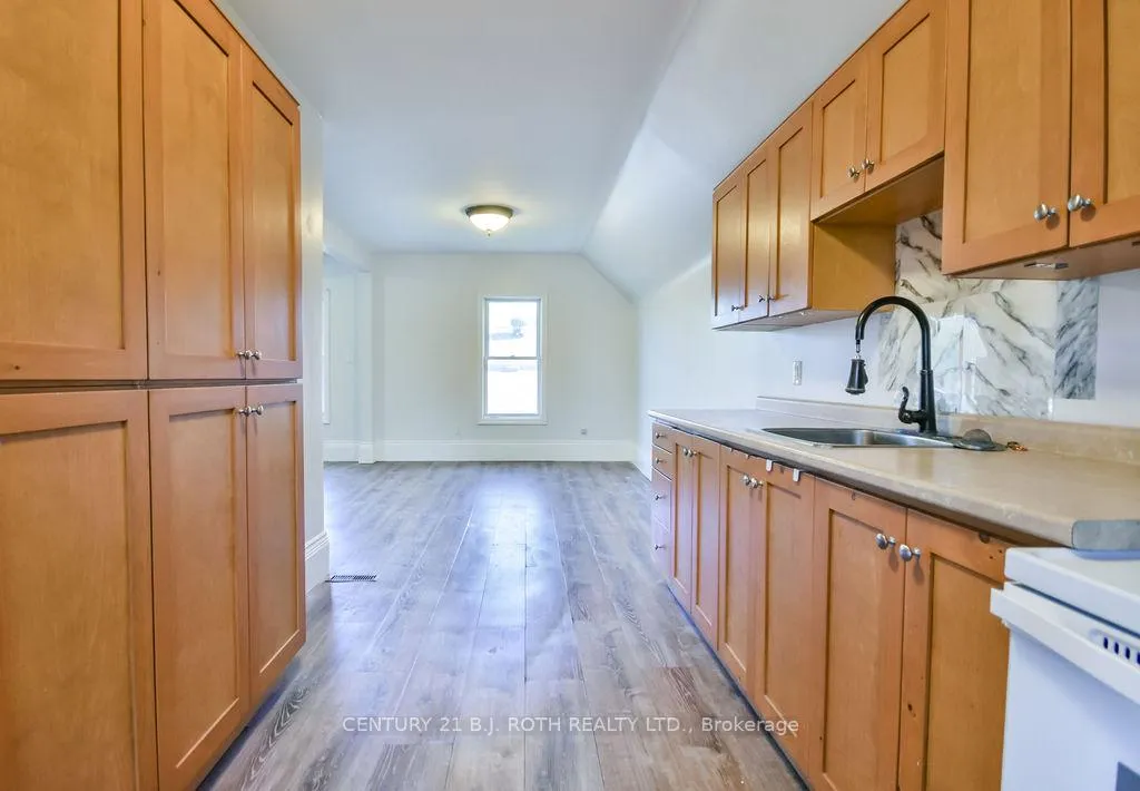 Photo 20 of 57 Penetang Street, Barrie, Codrington — HOMEH