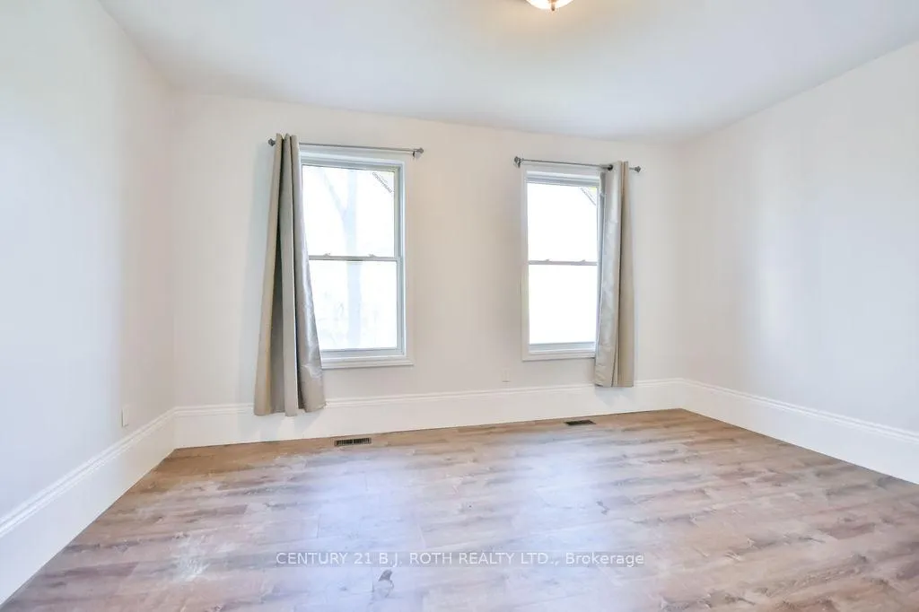 Photo 23 of 57 Penetang Street, Barrie, Codrington — HOMEH