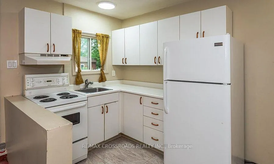 Photo 23 of 9910 Morning Glory Road, Georgina, Pefferlaw — HOMEH