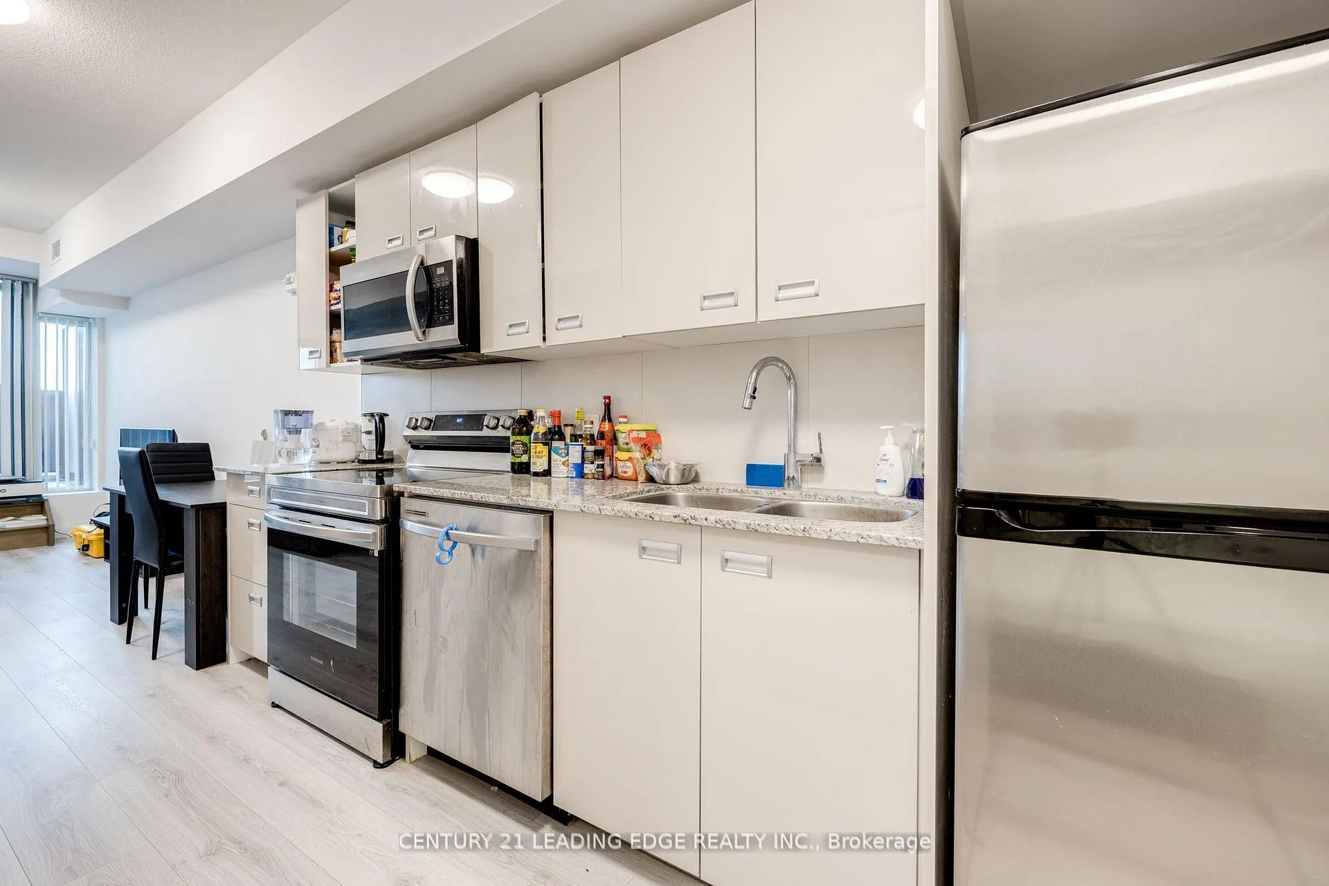 Photo 3 of Unit 521, 652 Princess Street, Kingston, Central City East — HOMEH