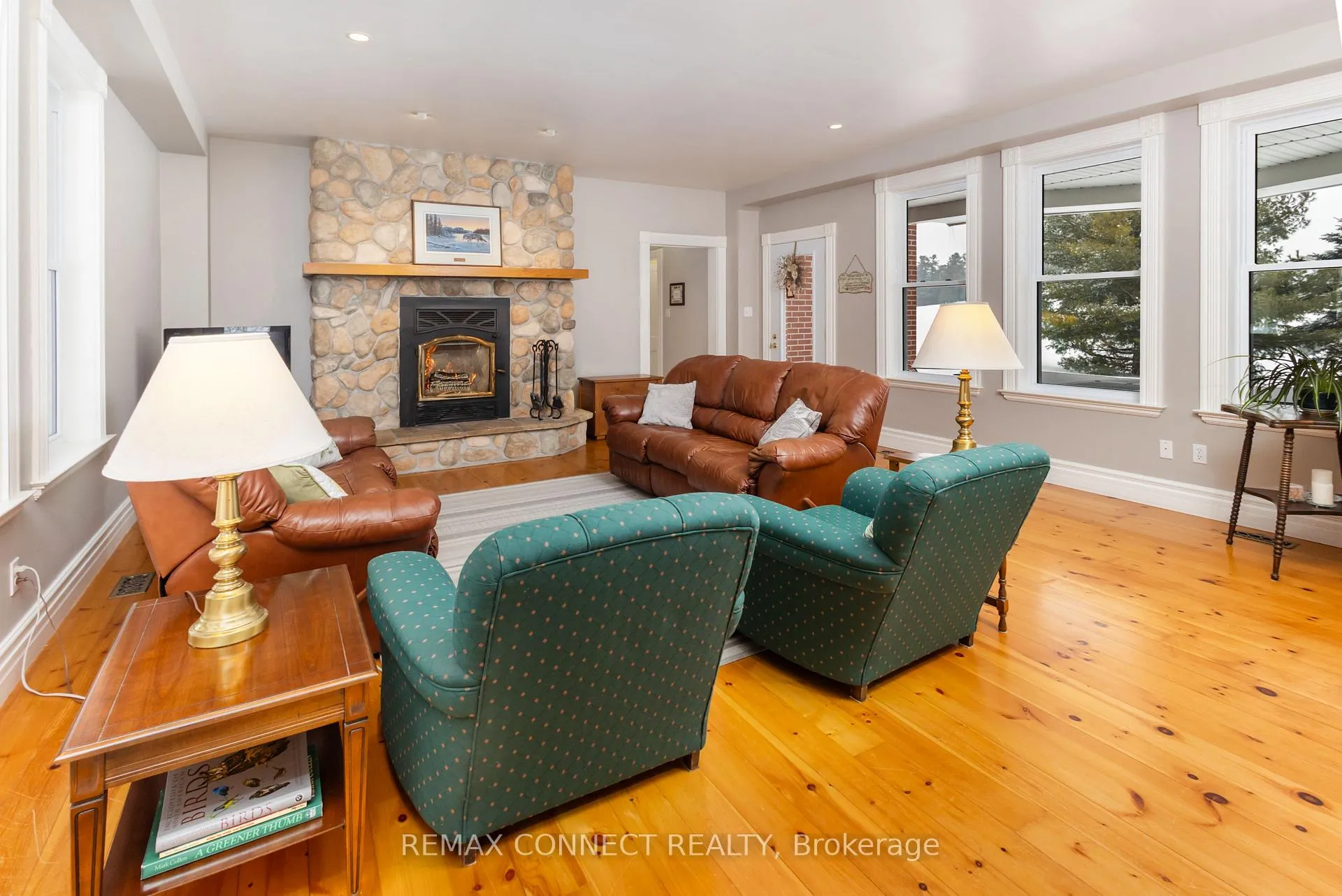 Photo 10 of 7596 Vimy Ridge Road, Hamilton Township, Rural Hamilton — HOMEH