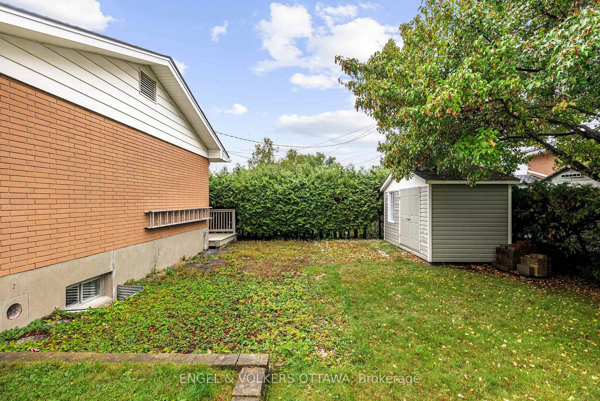 Photo 28 of 20 Gary Avenue, Ottawa, Manordale — HOMEH