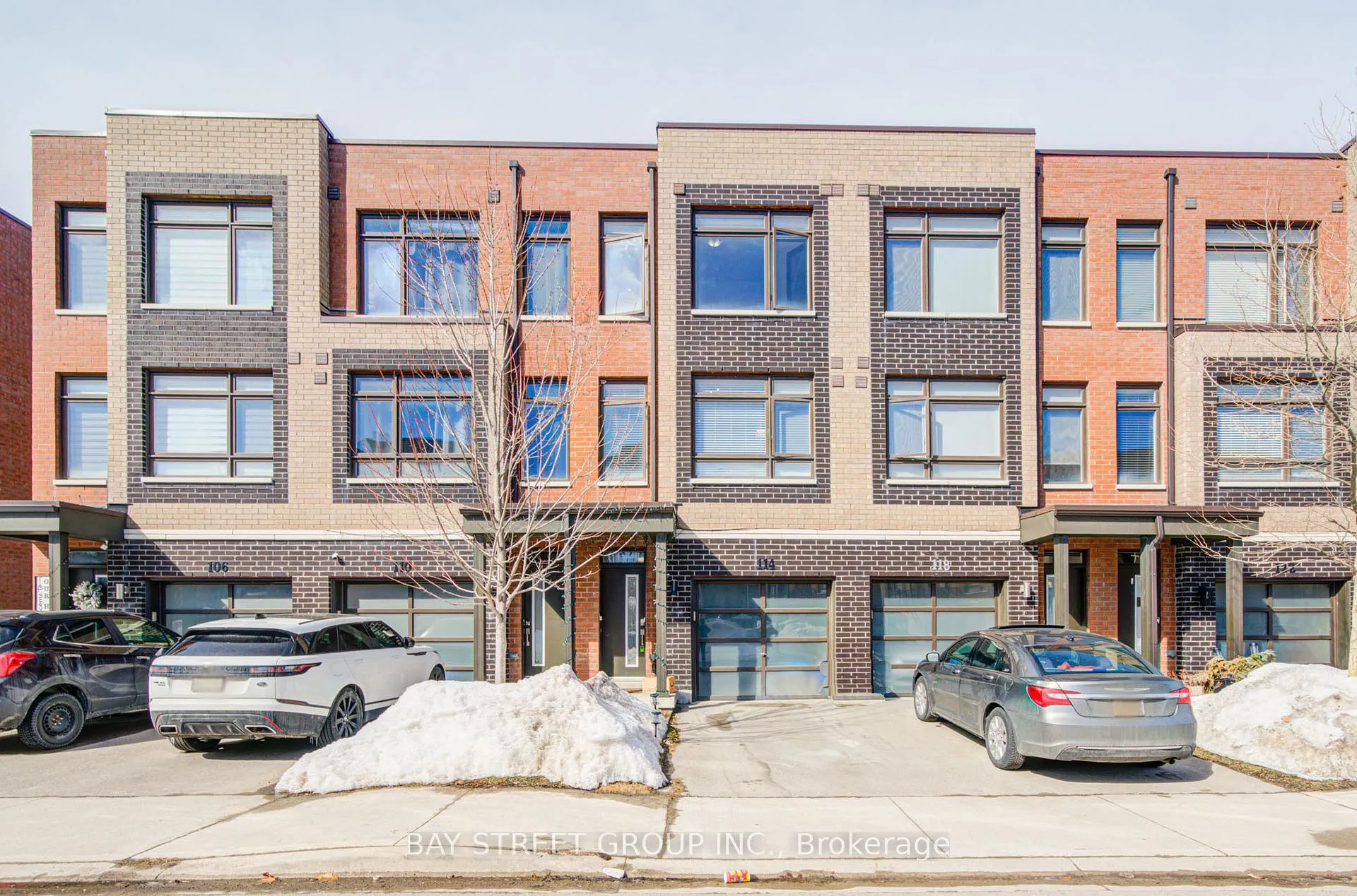 Photo 1 of 114 Dalhousie Street, Vaughan, Vaughan Grove — HOMEH