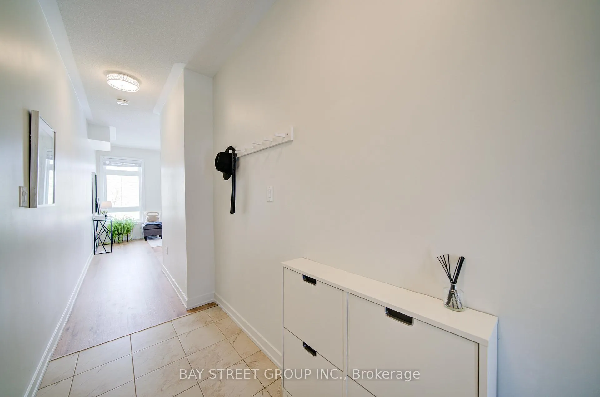 Photo 6 of 114 Dalhousie Street, Vaughan, Vaughan Grove — HOMEH