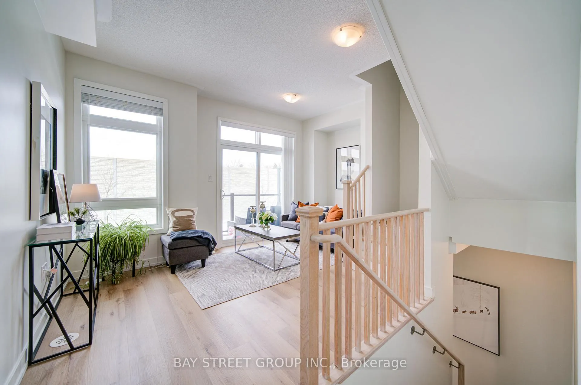 Photo 7 of 114 Dalhousie Street, Vaughan, Vaughan Grove — HOMEH