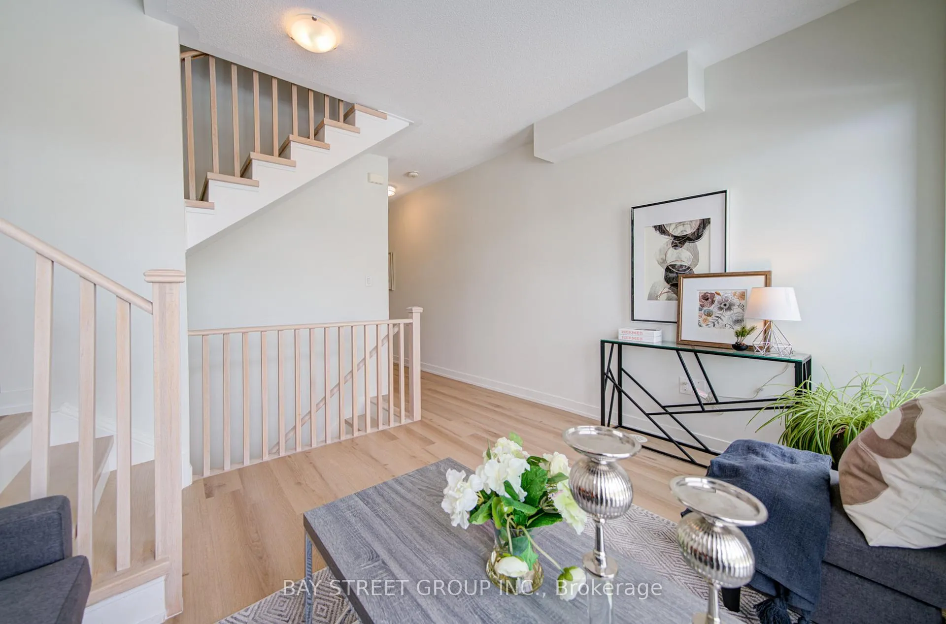 Photo 11 of 114 Dalhousie Street, Vaughan, Vaughan Grove — HOMEH