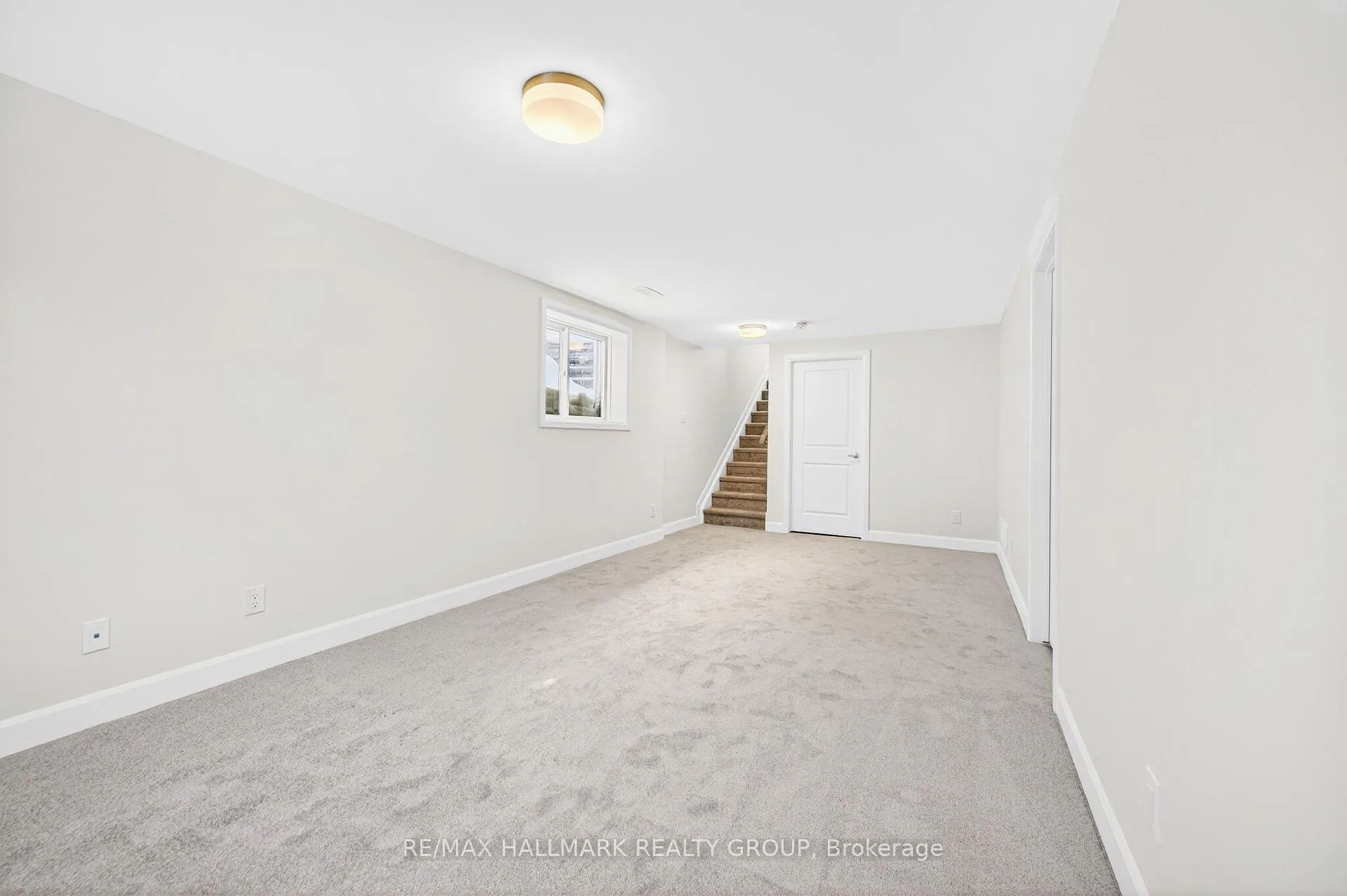 Photo 39 of 1049 Ventus Way, Ottawa, Chapel Hill South - Orleans Village — HOMEH